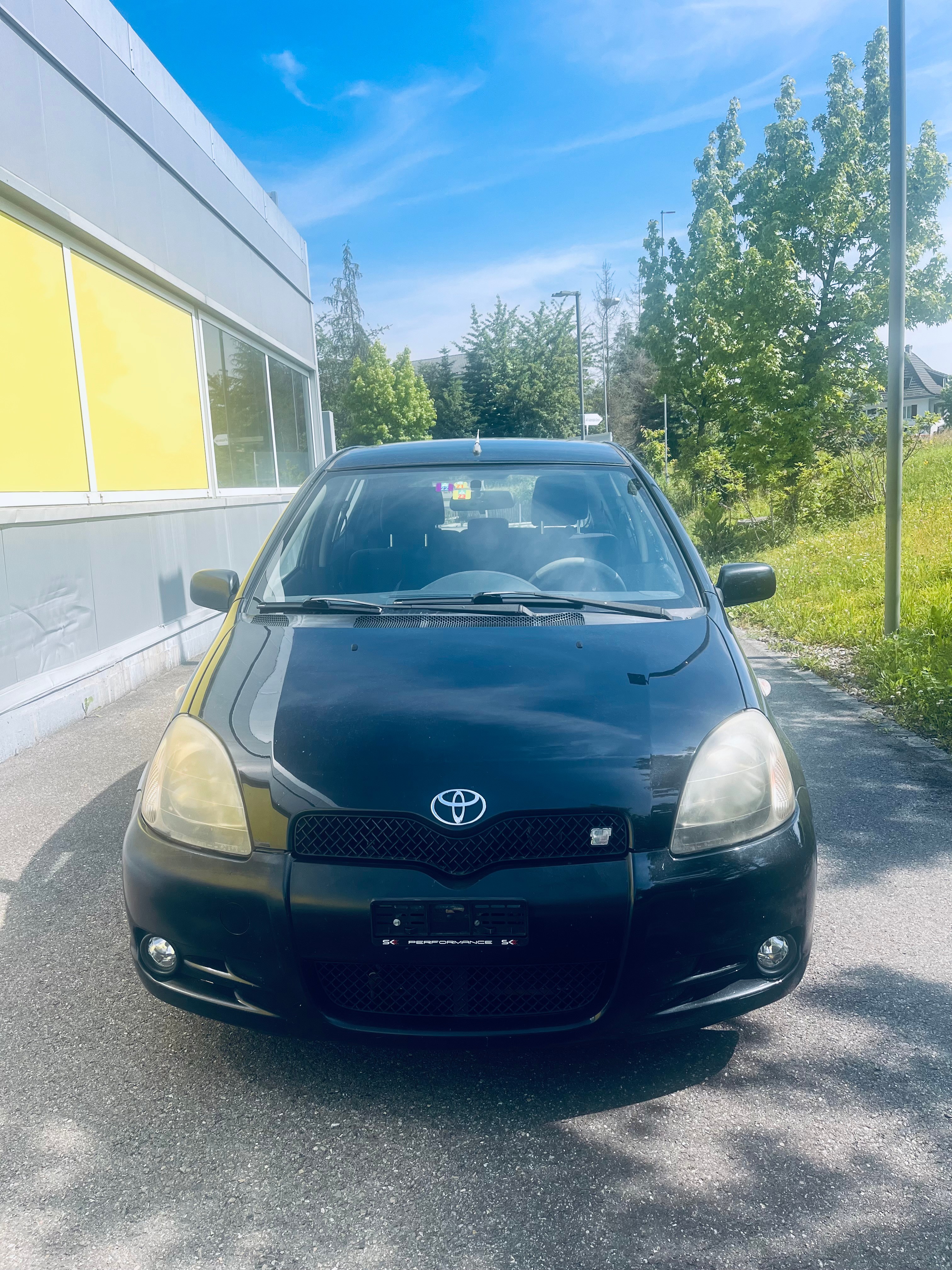 TOYOTA Yaris 1.5 TS