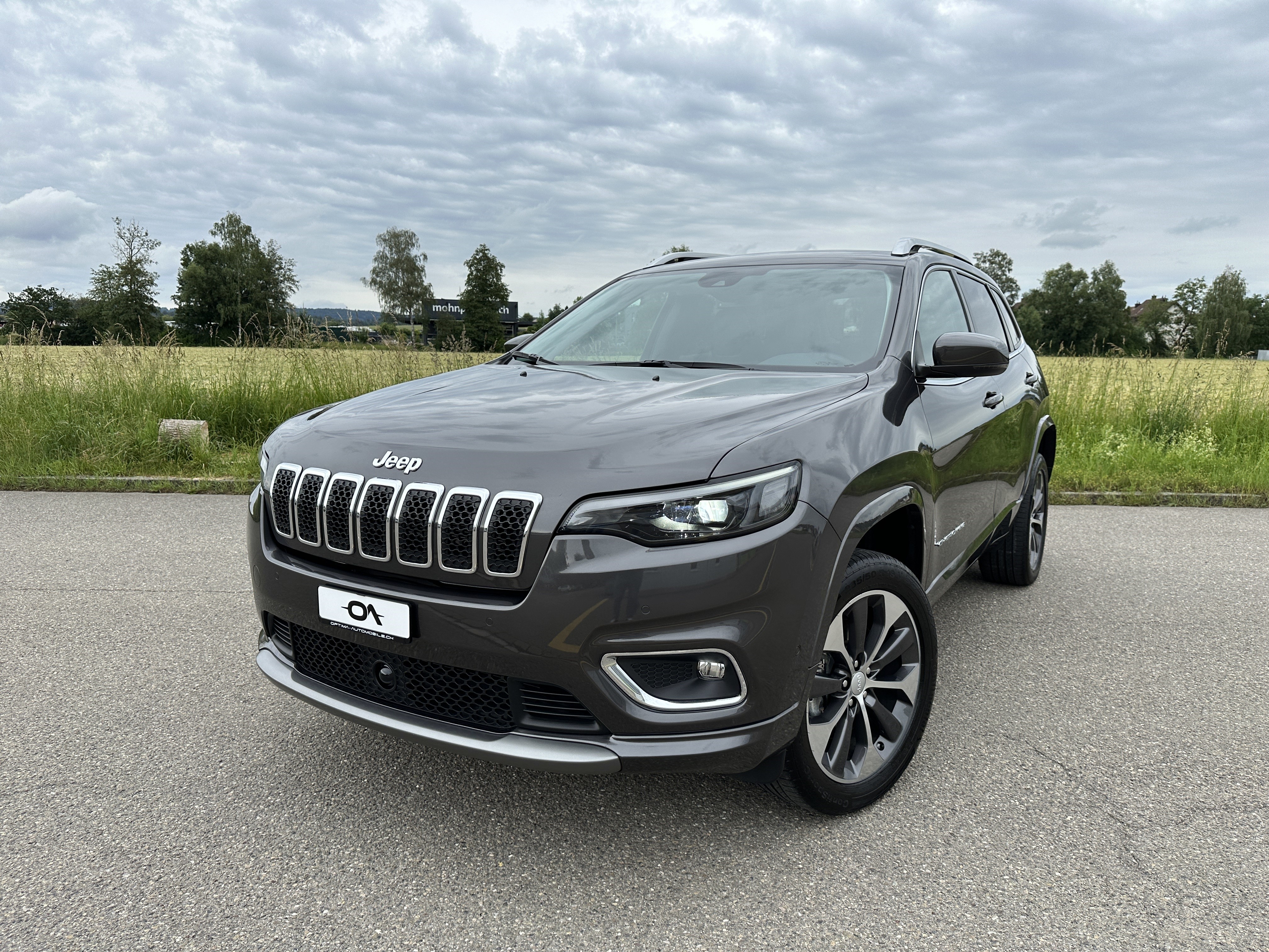 JEEP Cherokee 2.0T Overland AWD Drive I 9ATX - *VOLLAUSSTATTUNG* - *GRATIS-SERVICE* - *GARANTIE*