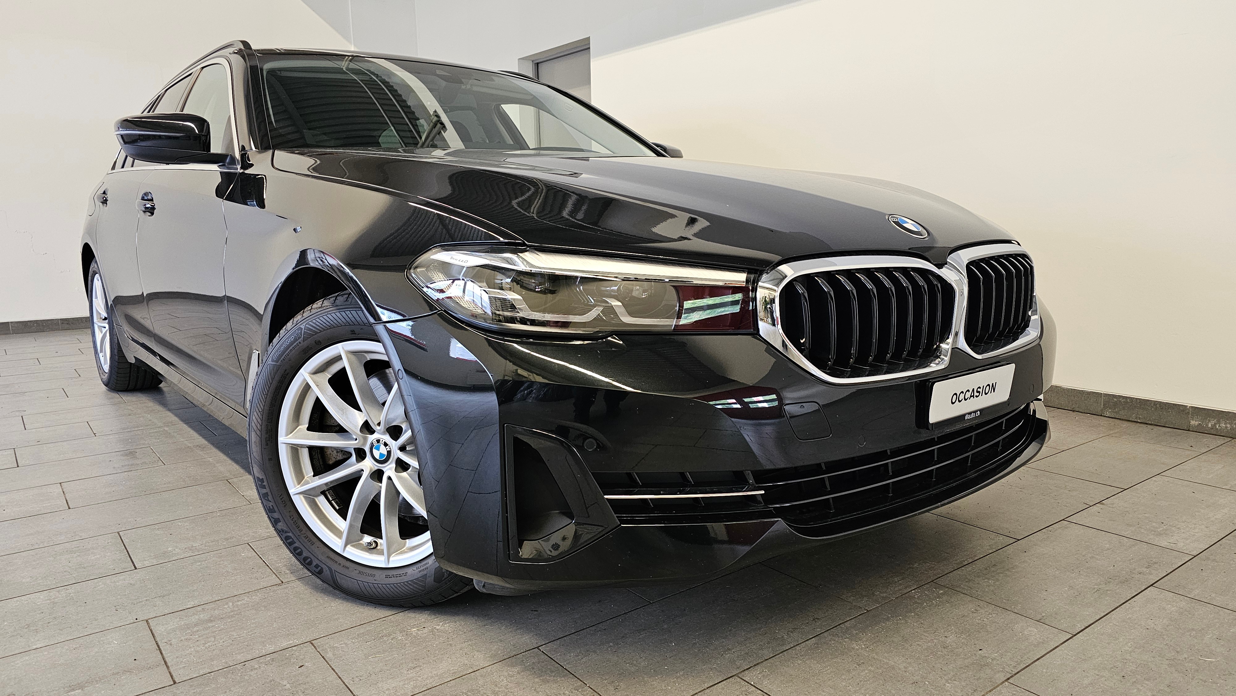 BMW 520d xDrive 48V Touring Steptronic