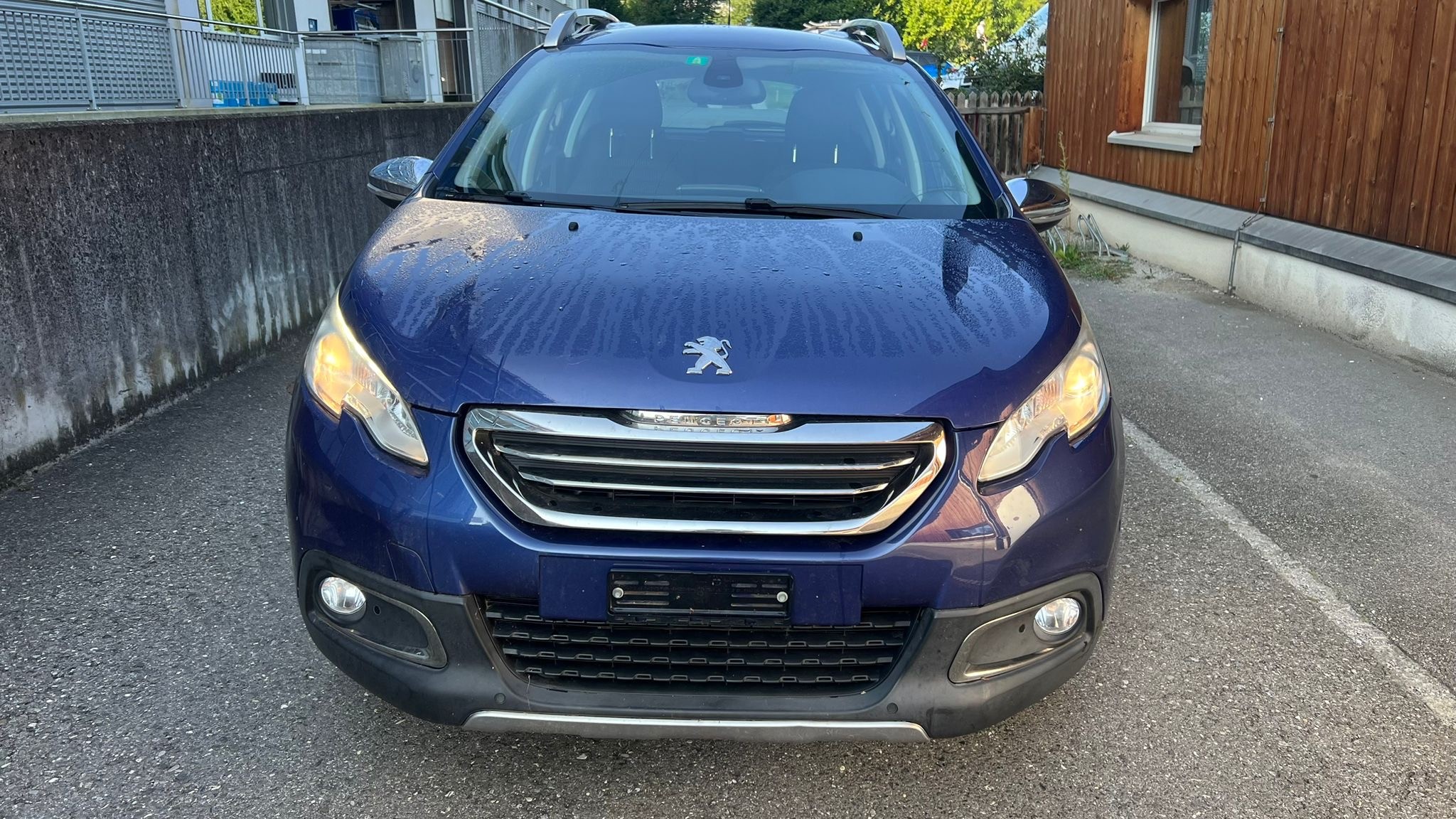 PEUGEOT 2008 1.2 PureTech Féline