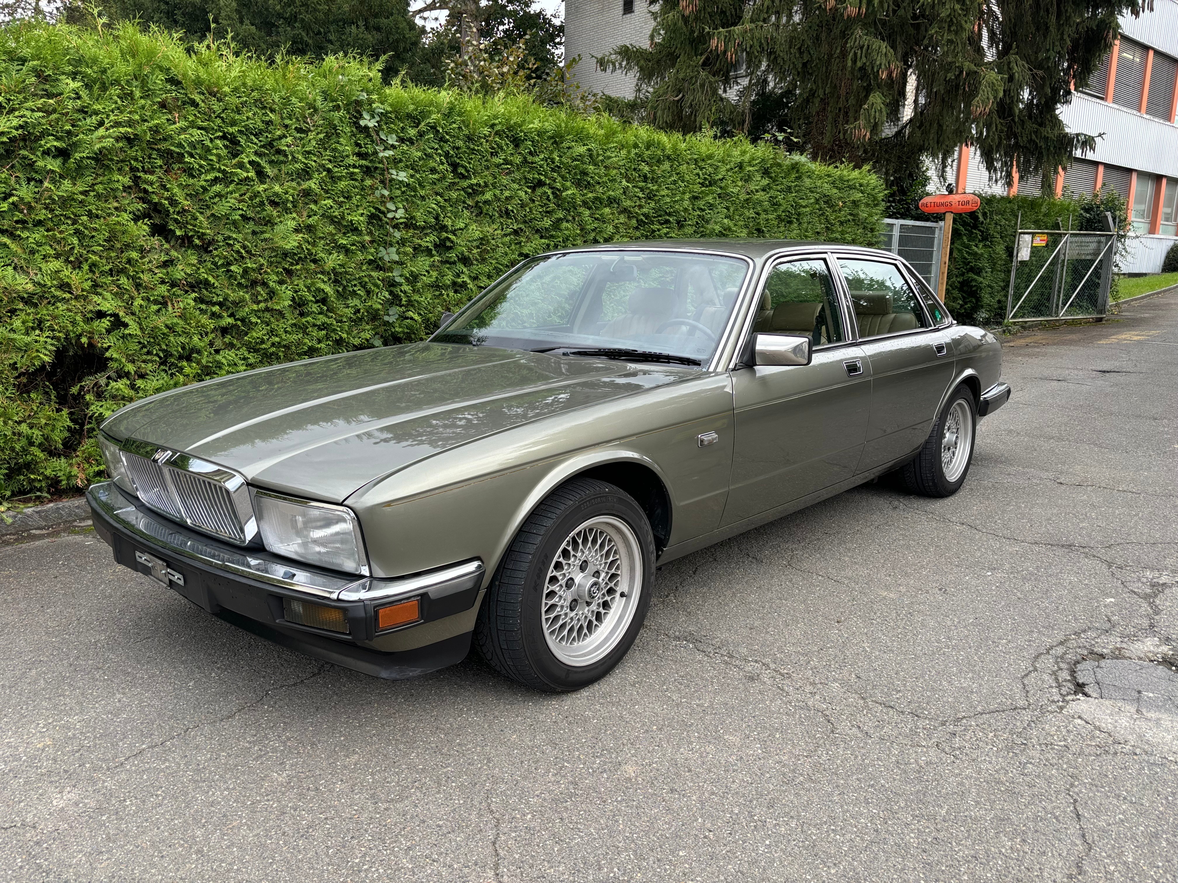 JAGUAR XJ6 3.6 Sovereign