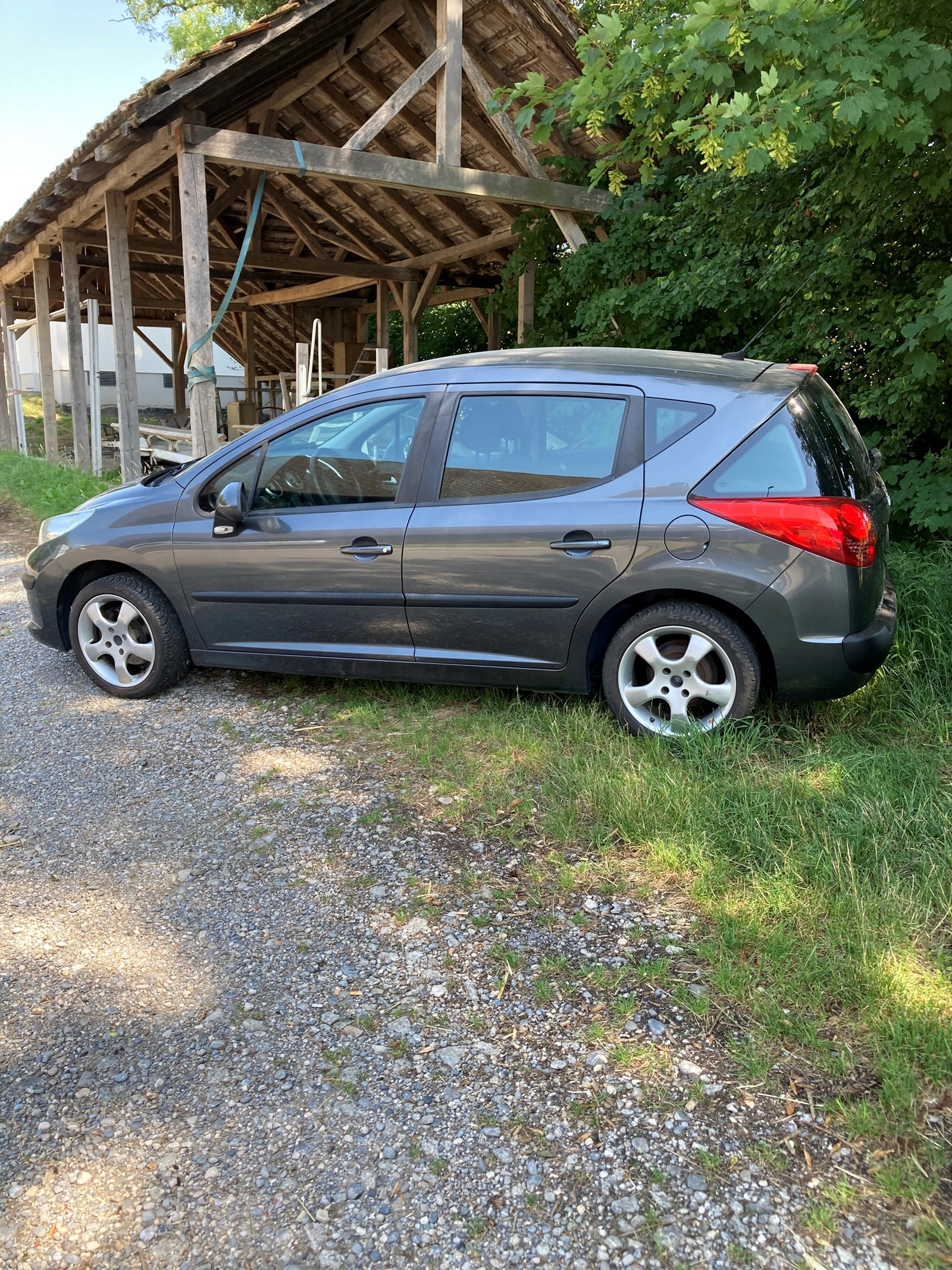 PEUGEOT 207 SW 1.4 16V Sport