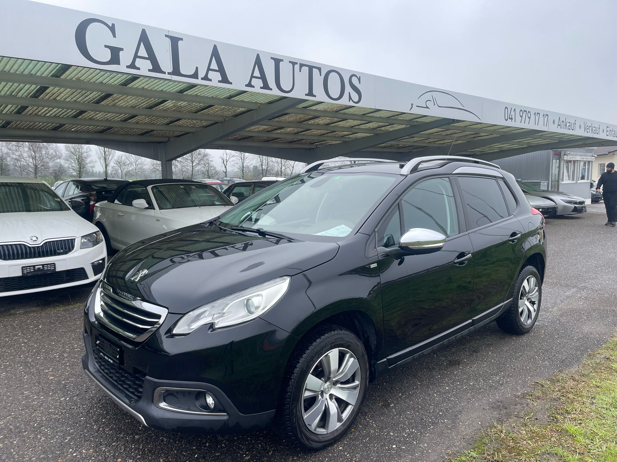 PEUGEOT 2008 1.2 VTI Style