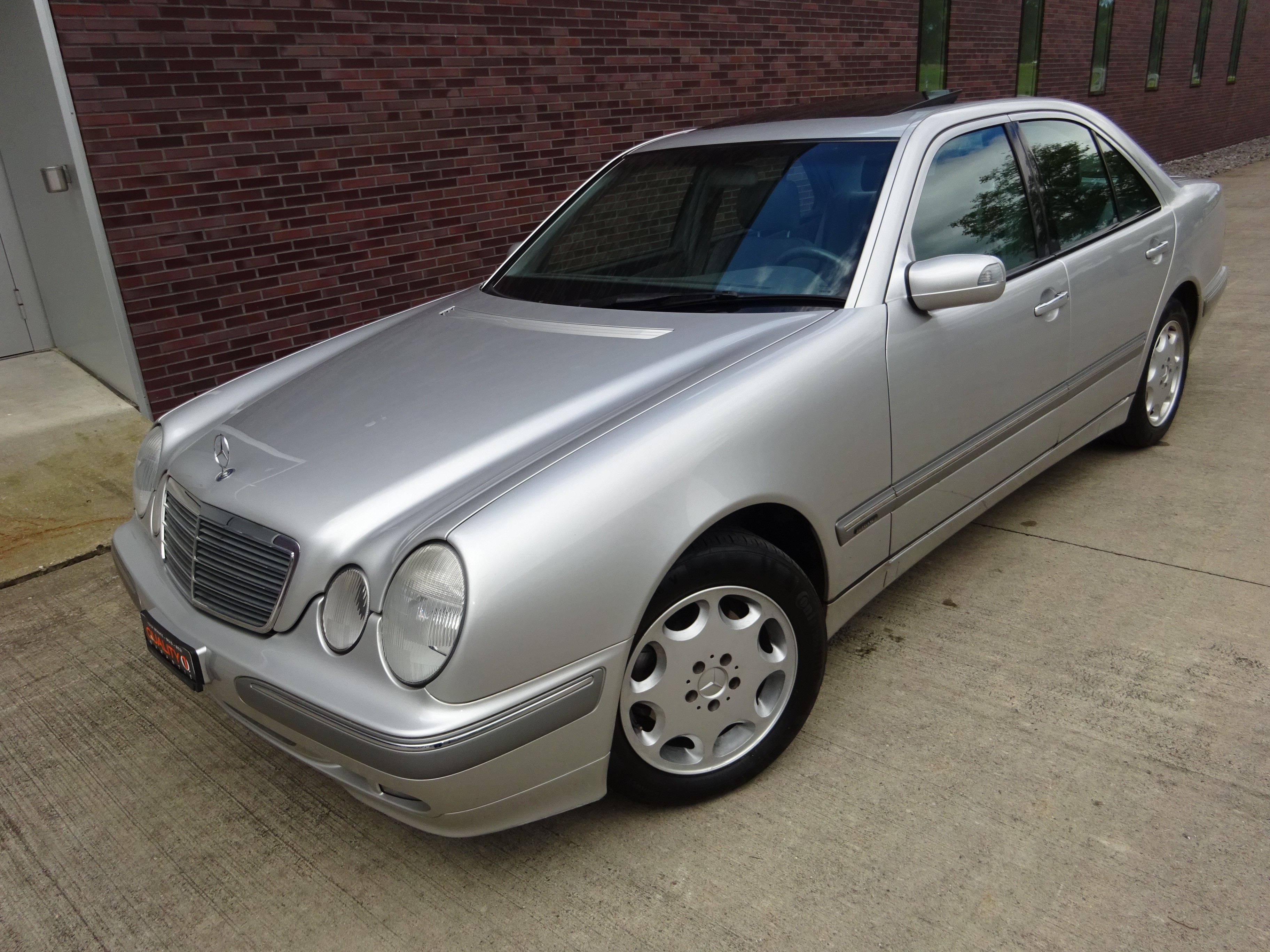 MERCEDES-BENZ E 320 CDI Elégance Automatic