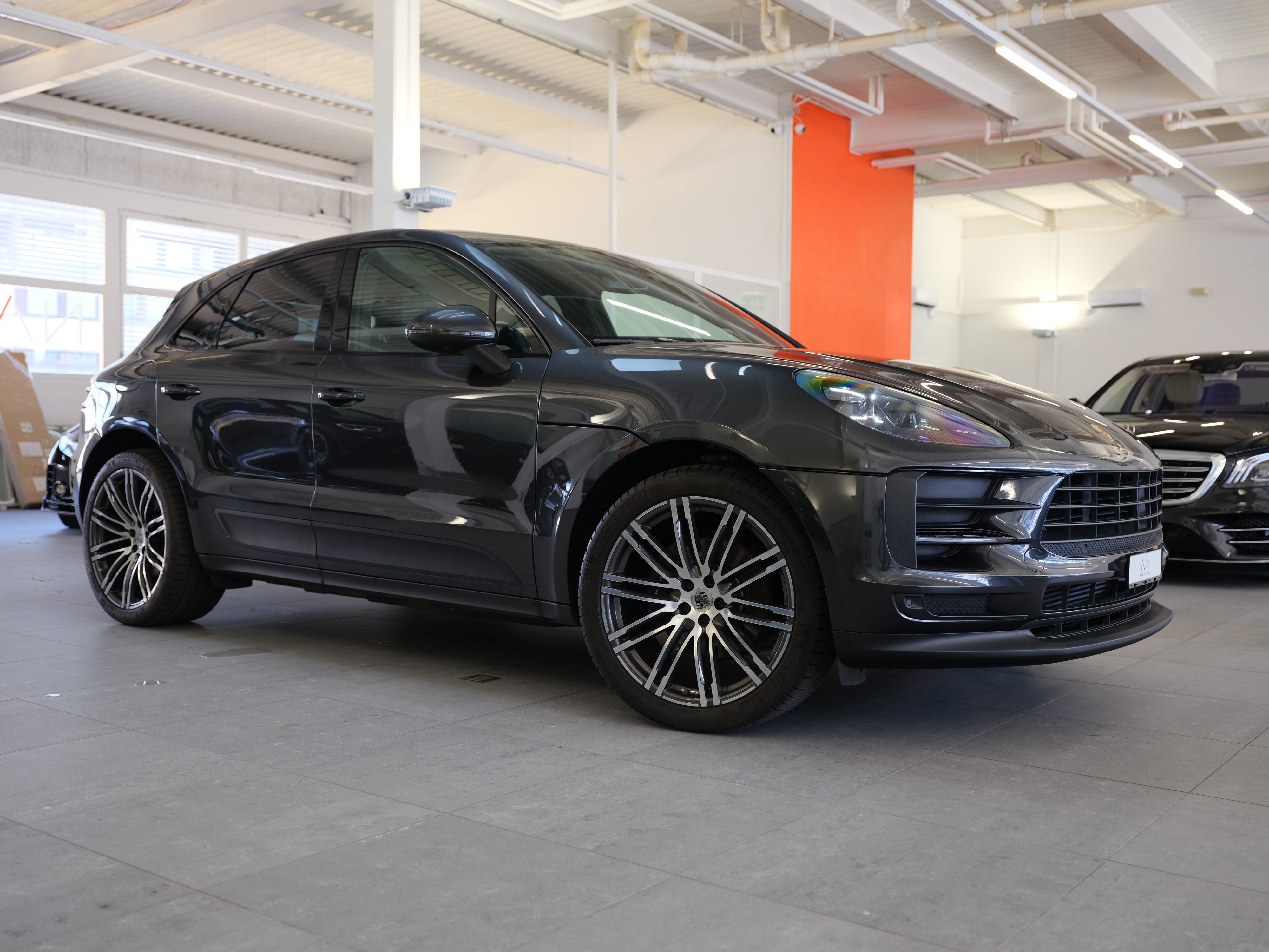 PORSCHE Macan PDK