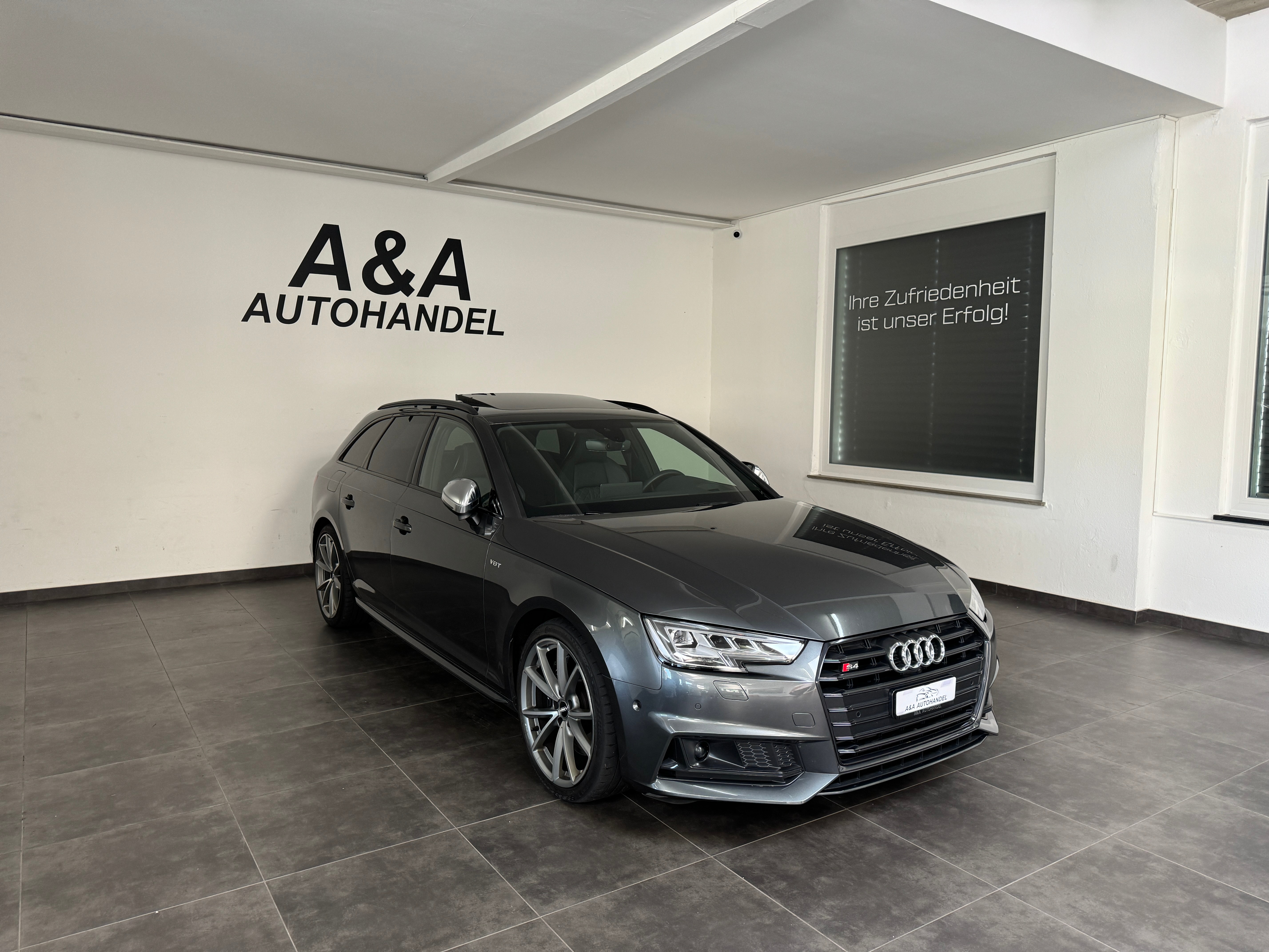 AUDI S4 Avant 3.0 TFSI quattro tiptronic