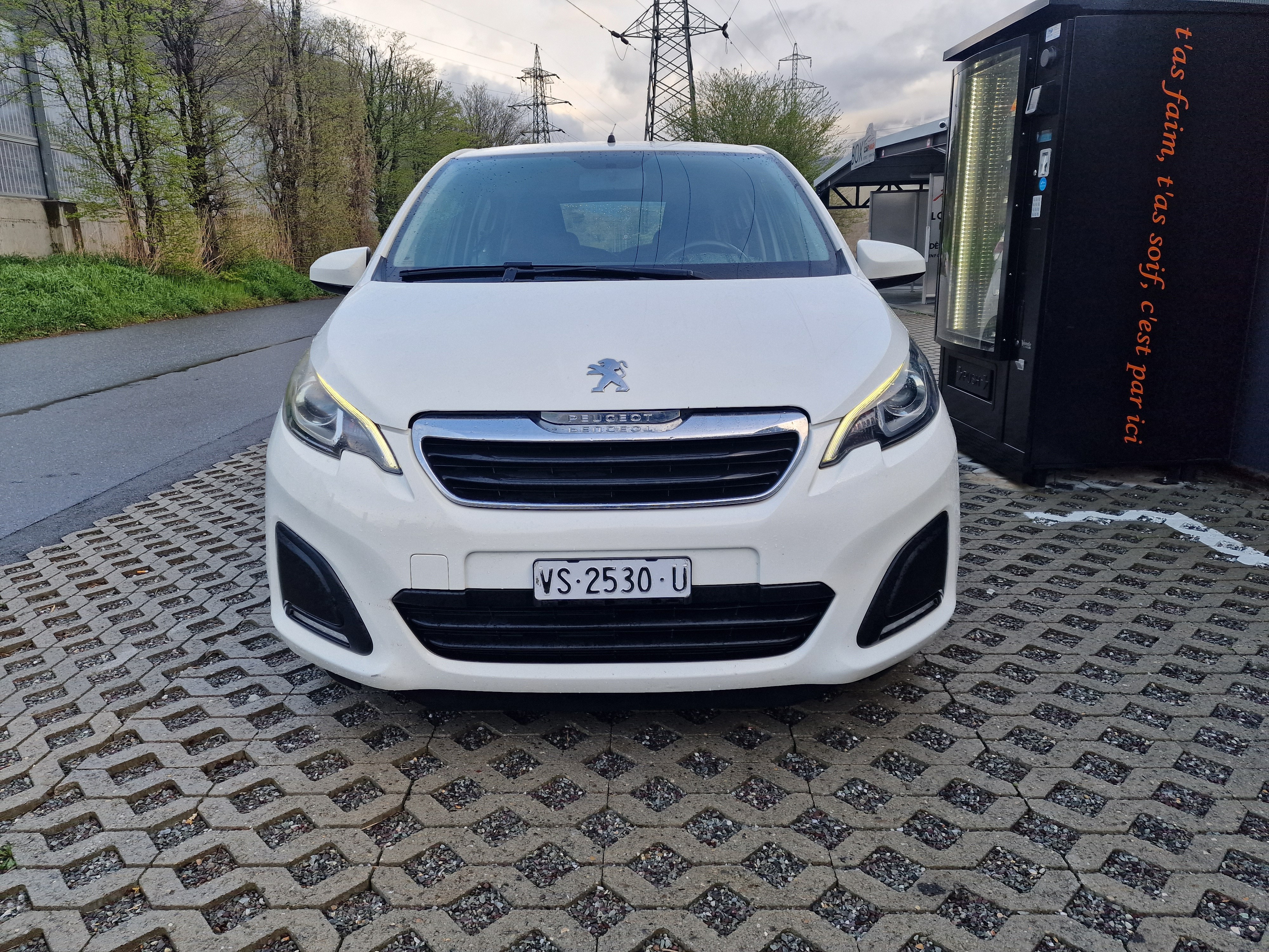 PEUGEOT 108 1.0 VTi Active ETG