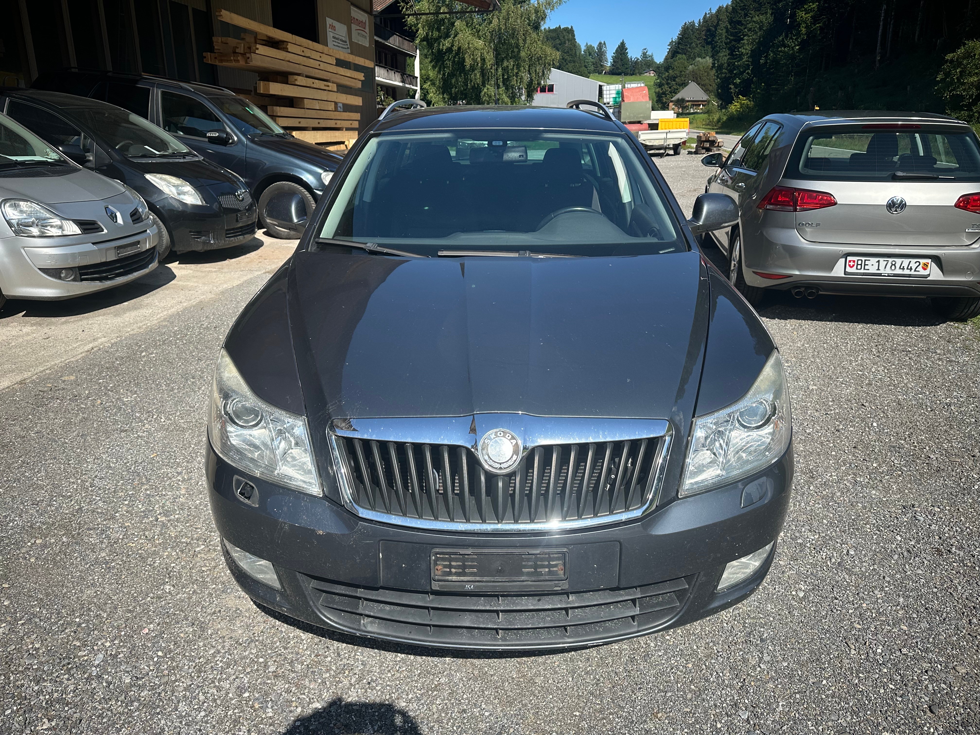 SKODA Octavia Combi 1.8 TSI Stöckli 4x4