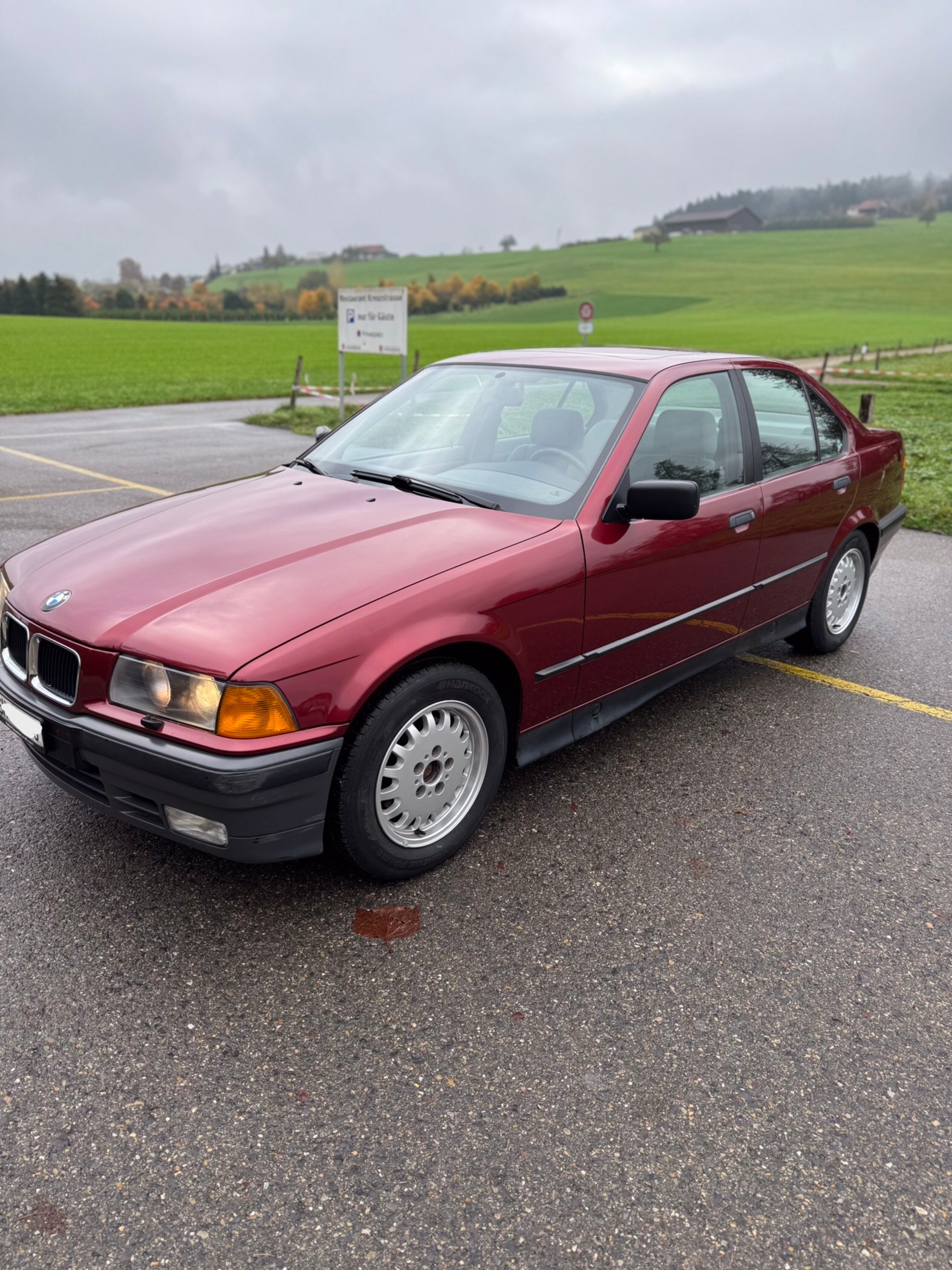 BMW 325i