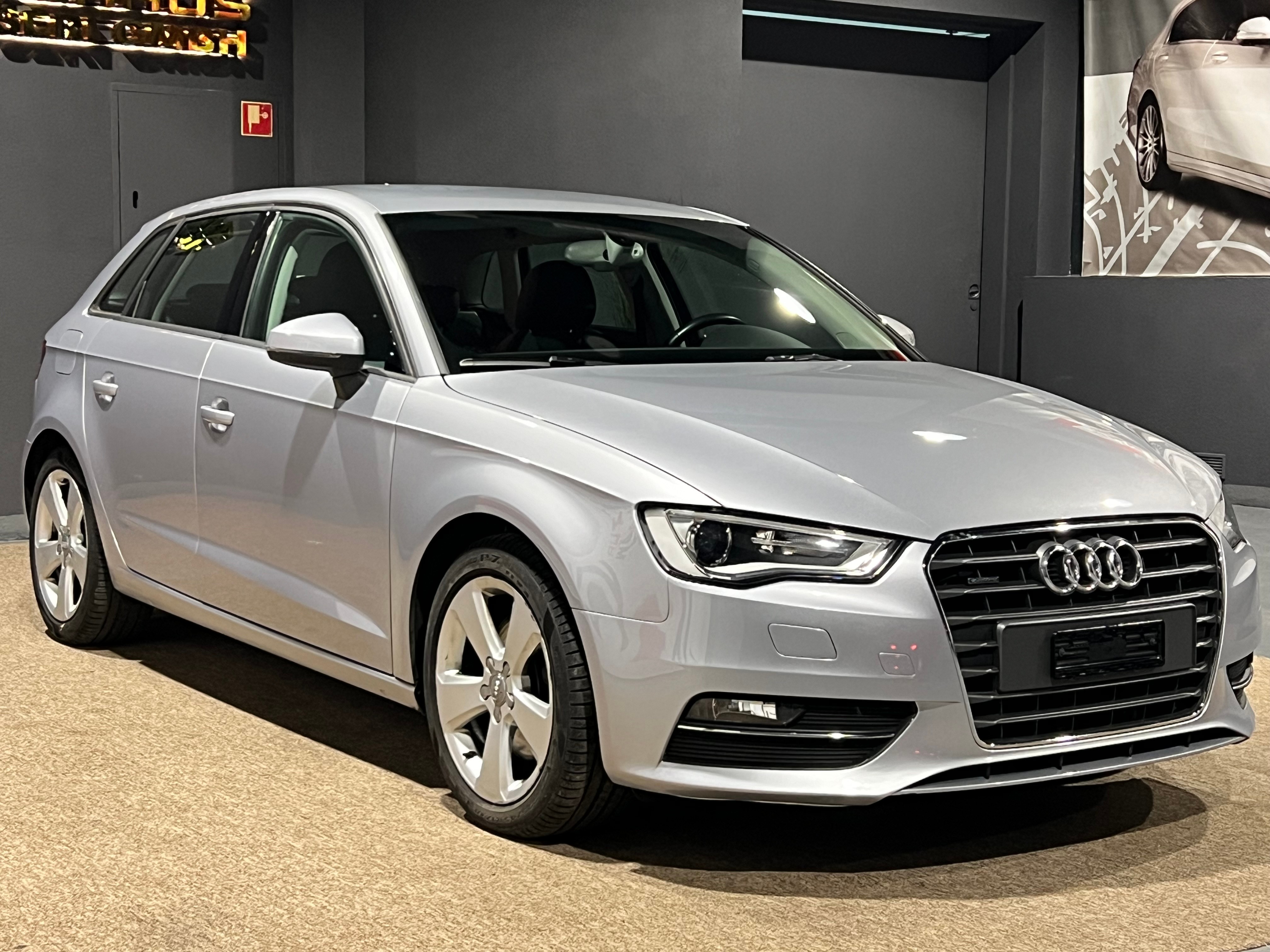 AUDI A3 Sportback 1.8 TFSI Attraction quattro