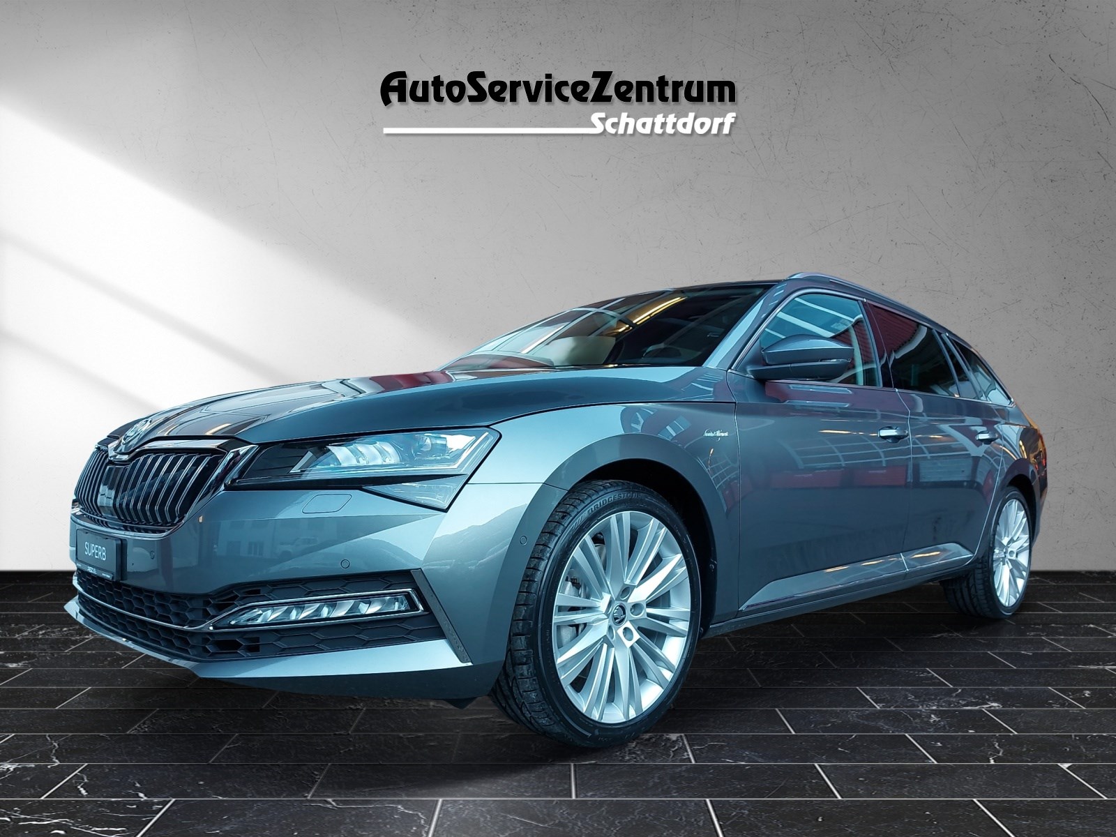 SKODA Superb Combi 2.0 TSI 280 L & K 4x4 DSG