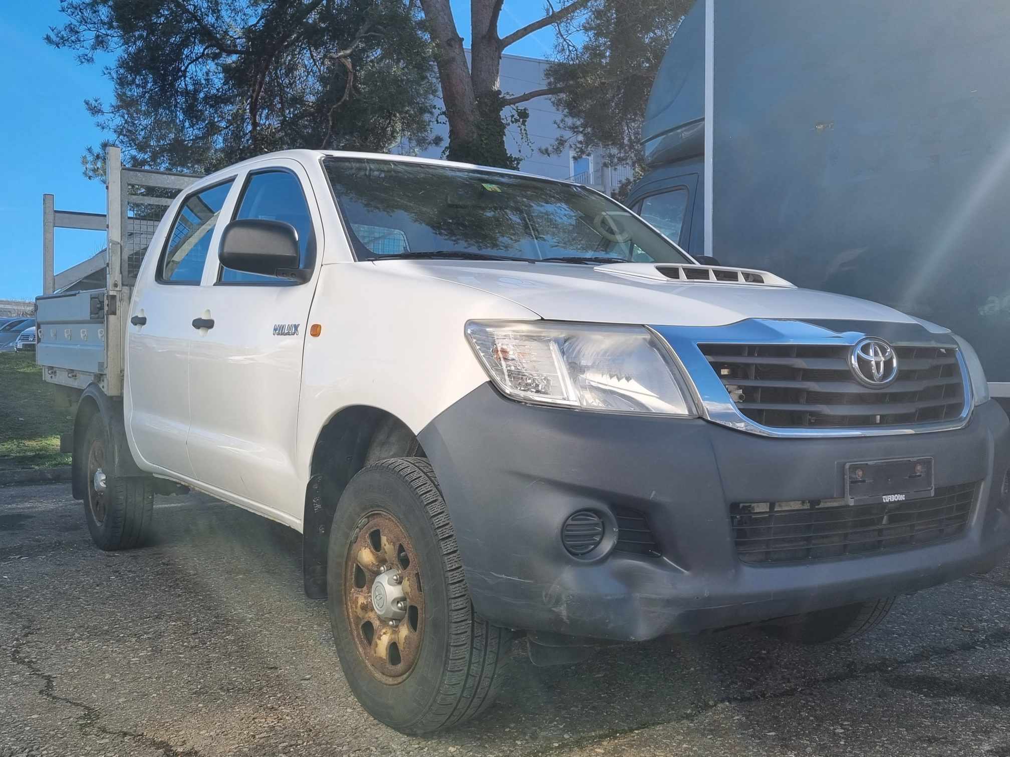 TOYOTA Hilux 2.5D 4WD Double Cab Luna