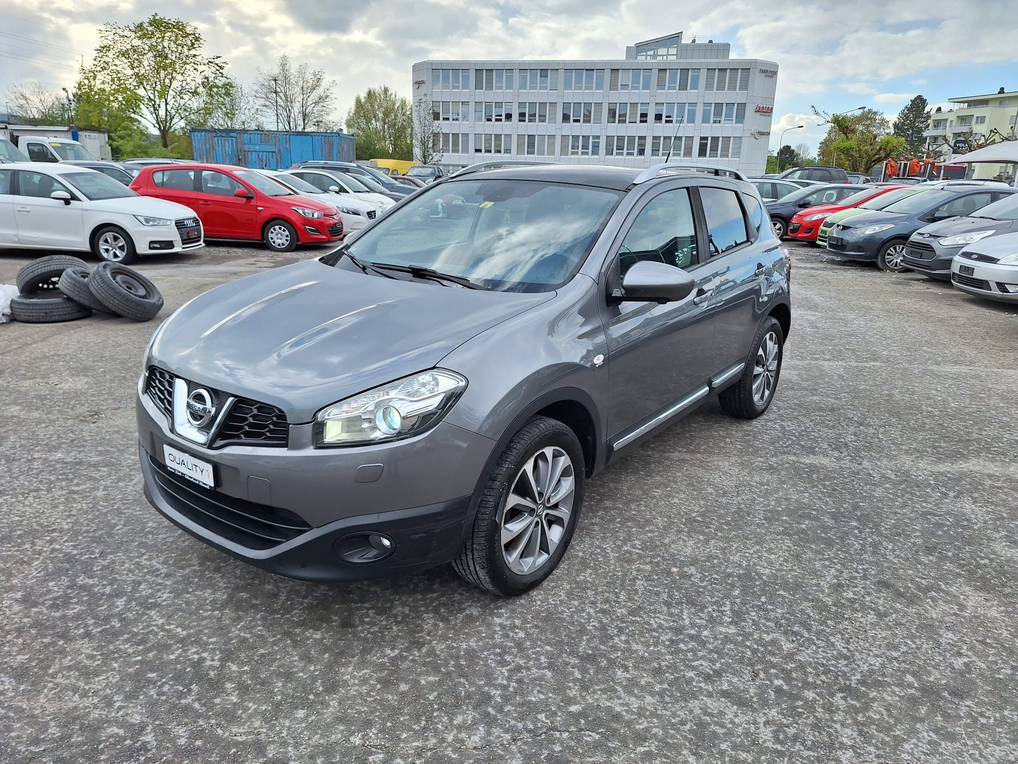 NISSAN Qashqai 2.0 4WD 360 XTronic CVT