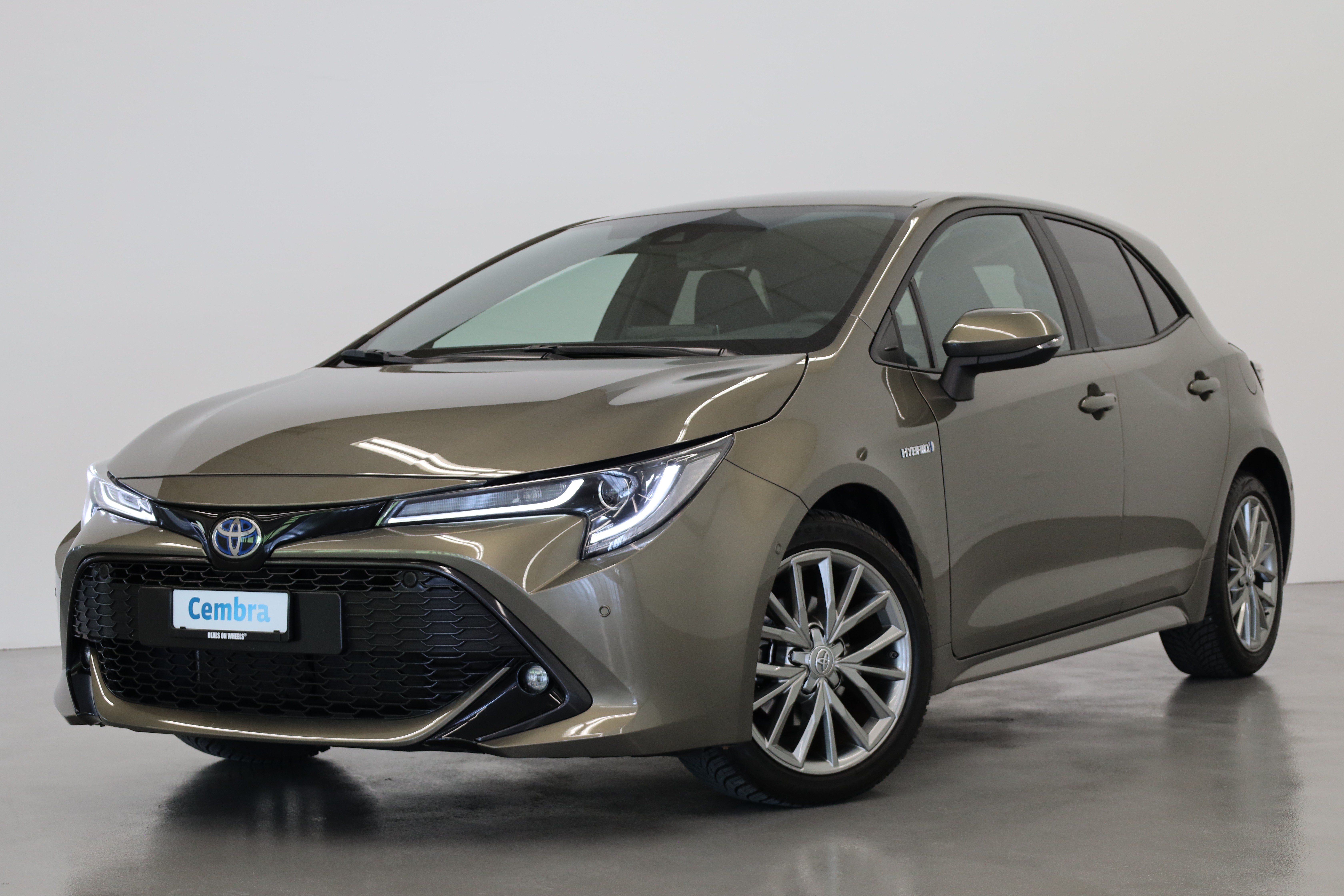 TOYOTA Corolla 1.8 HSD Trend e-CVT