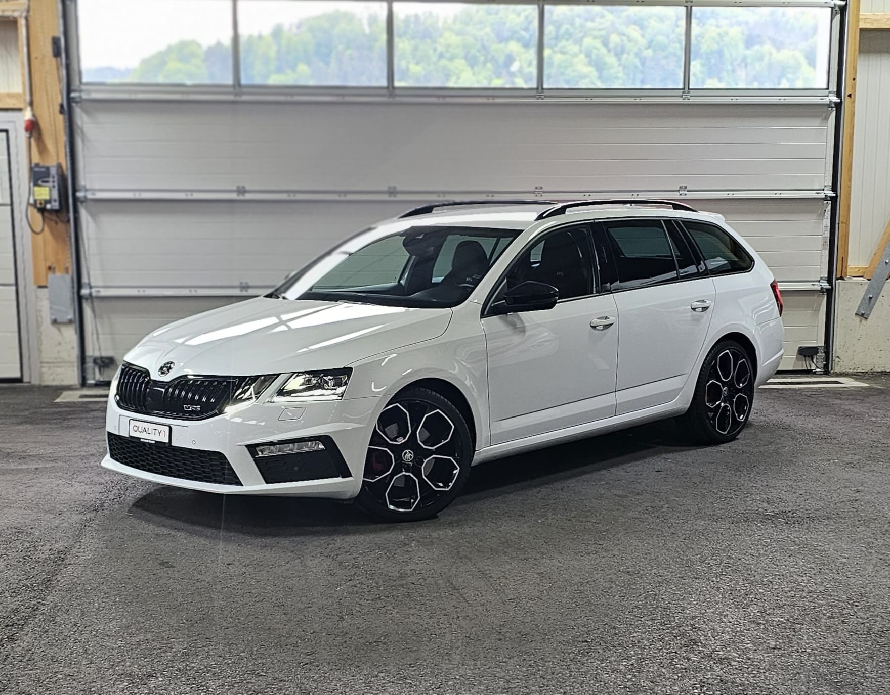 SKODA Octavia Combi 2.0 TDI RS Final Edition 4x4 DSG *CH-FAHRZEUG*