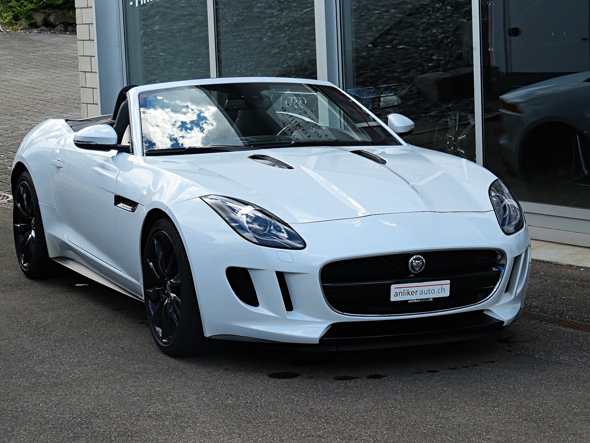 JAGUAR F-Type Convertible S 5.0 V8 S/C