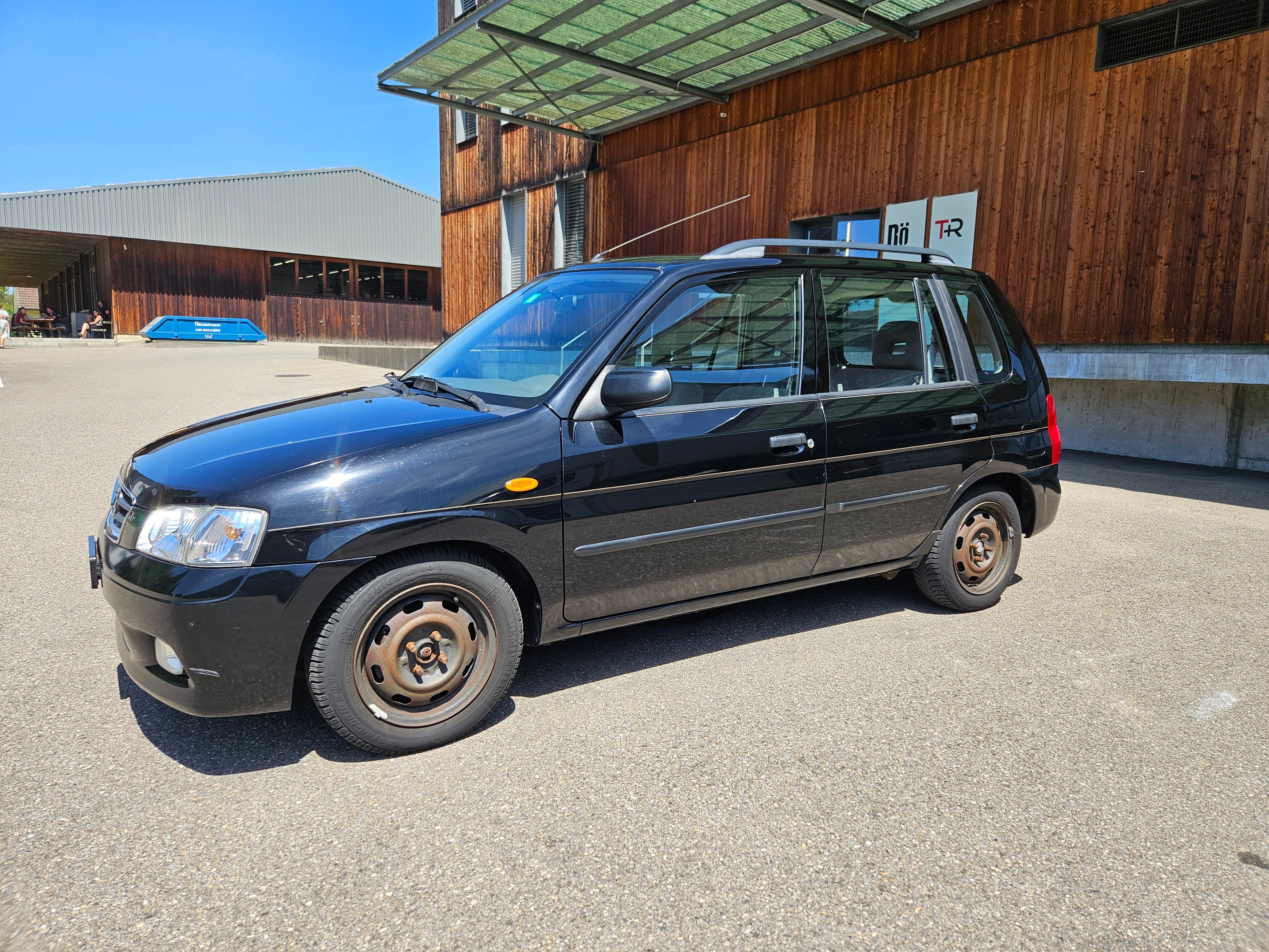 MAZDA Demio 1.5i-16 Look