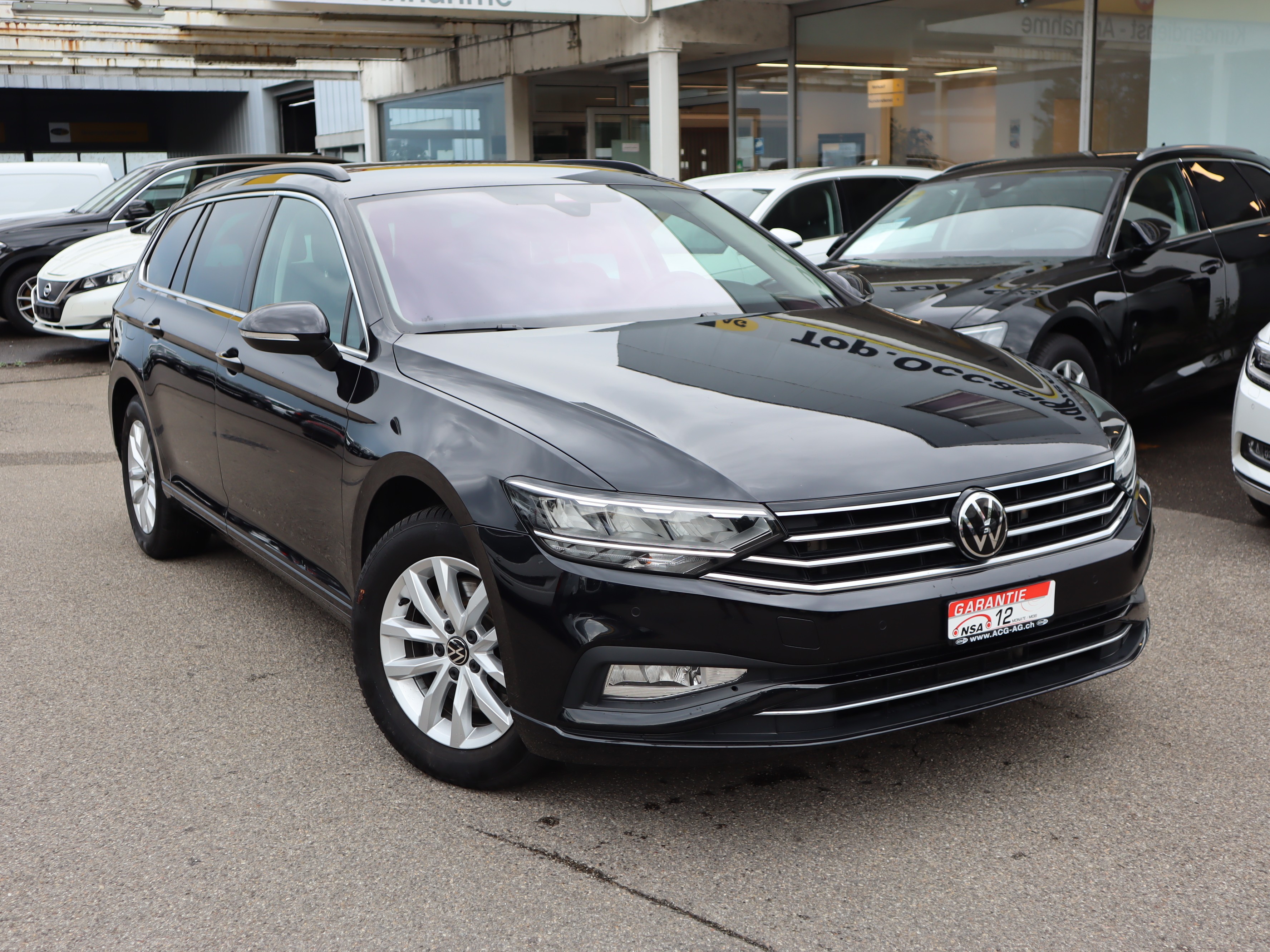 VW Passat 2.0 TDI BMT Business DSG ** Neues Modell ** Gr-Navigation mit RF-Kamera ** Frisch Ab Service **