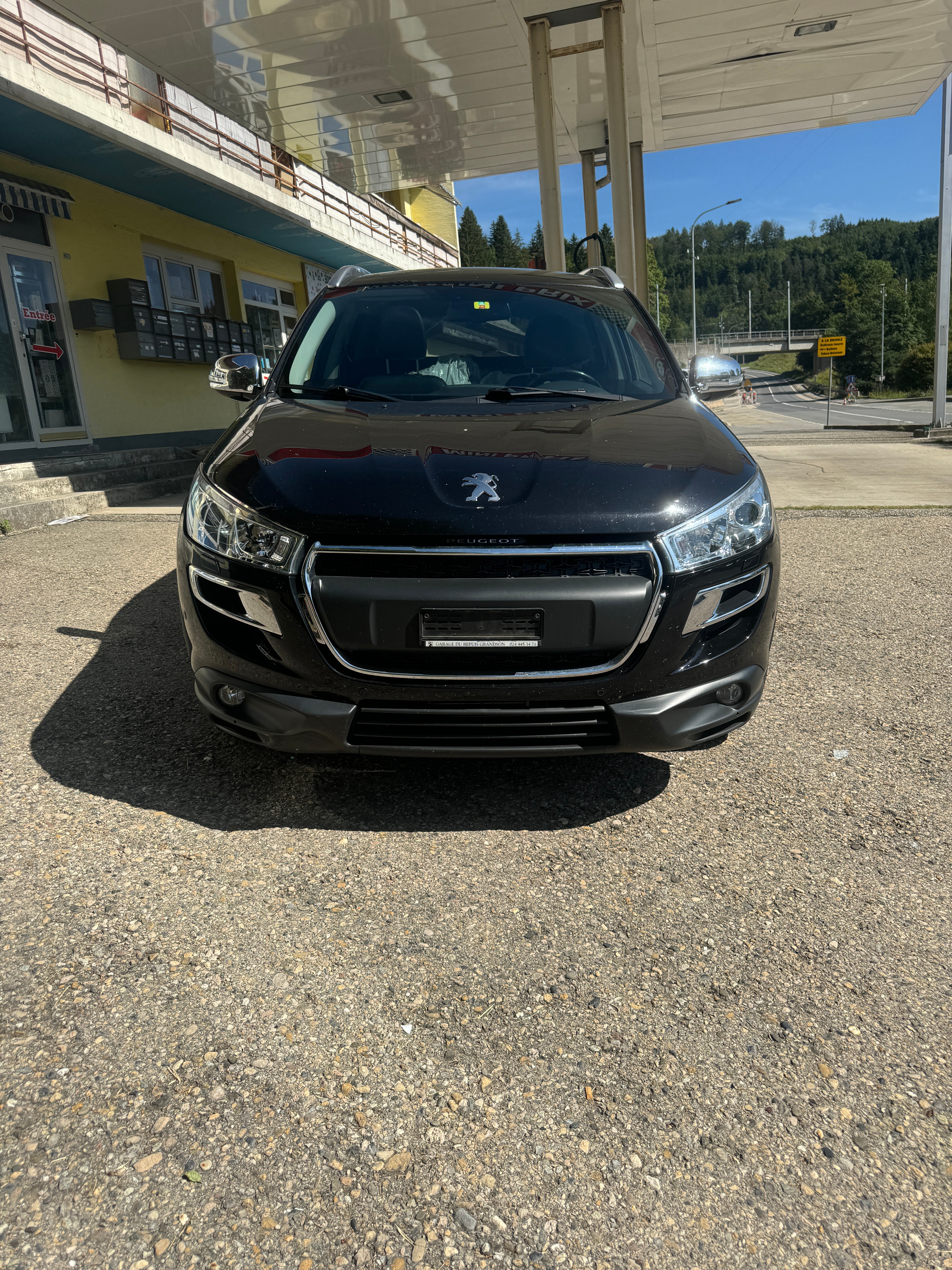 PEUGEOT 4008 1.8 HDi Allure 4WD