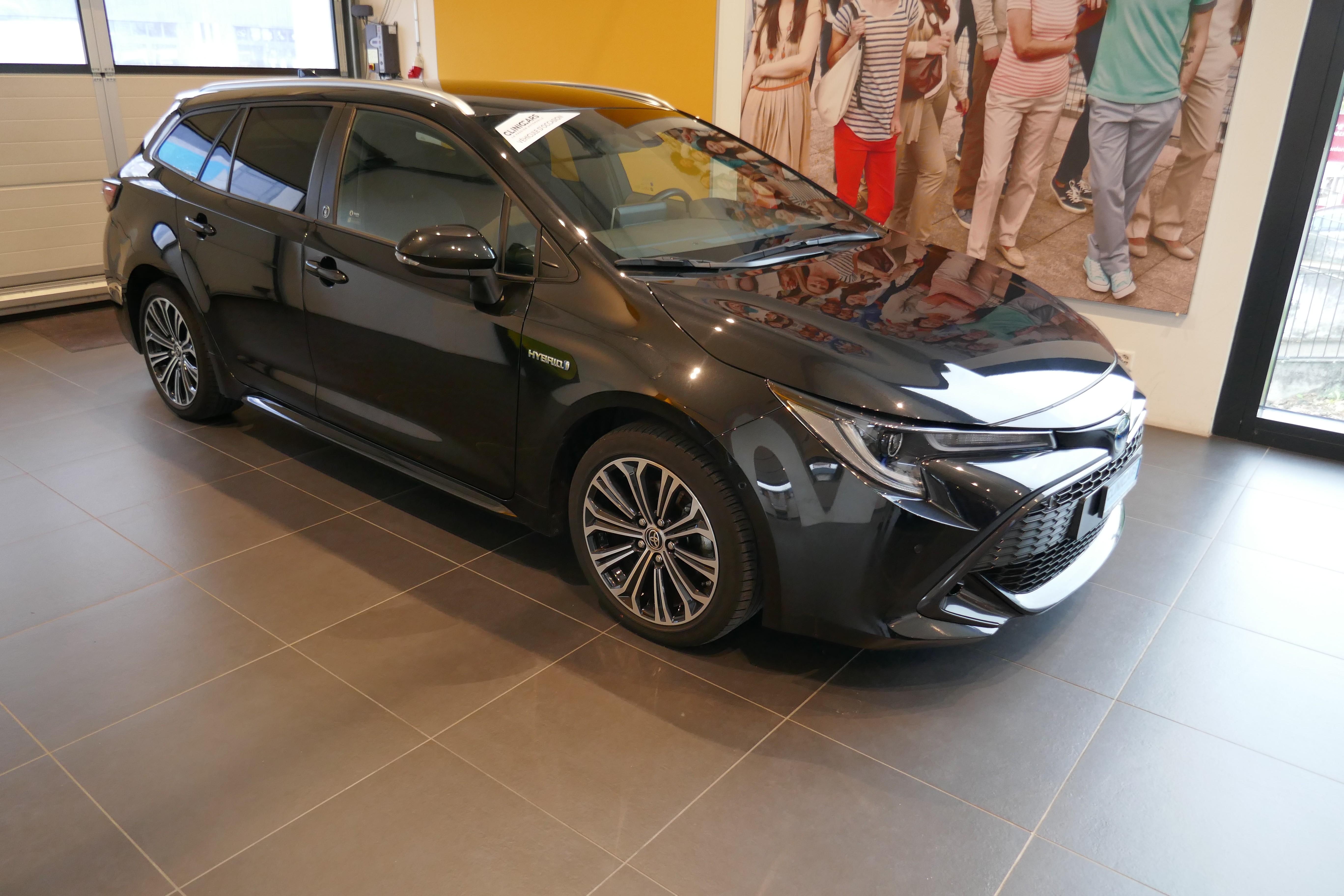 TOYOTA Corolla 2.0 HSD Trend e-CVT