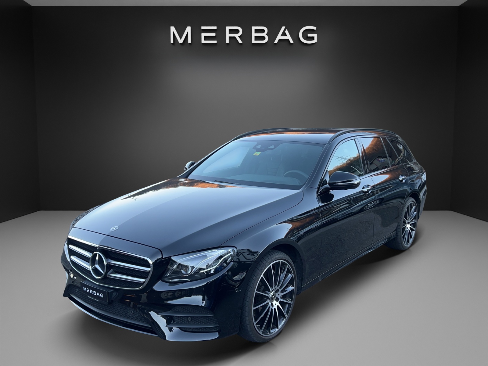 MERCEDES-BENZ E 220 d AMG Line 4Matic 9G-Tronic