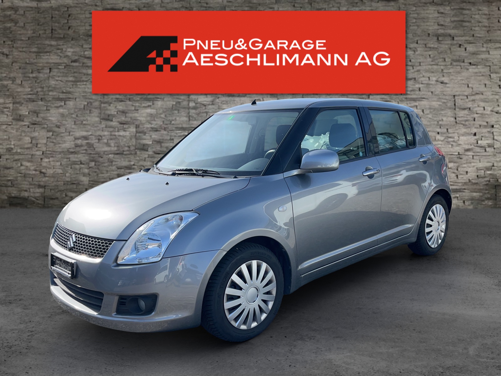 SUZUKI Swift 1.5i 16V VVT GL Top