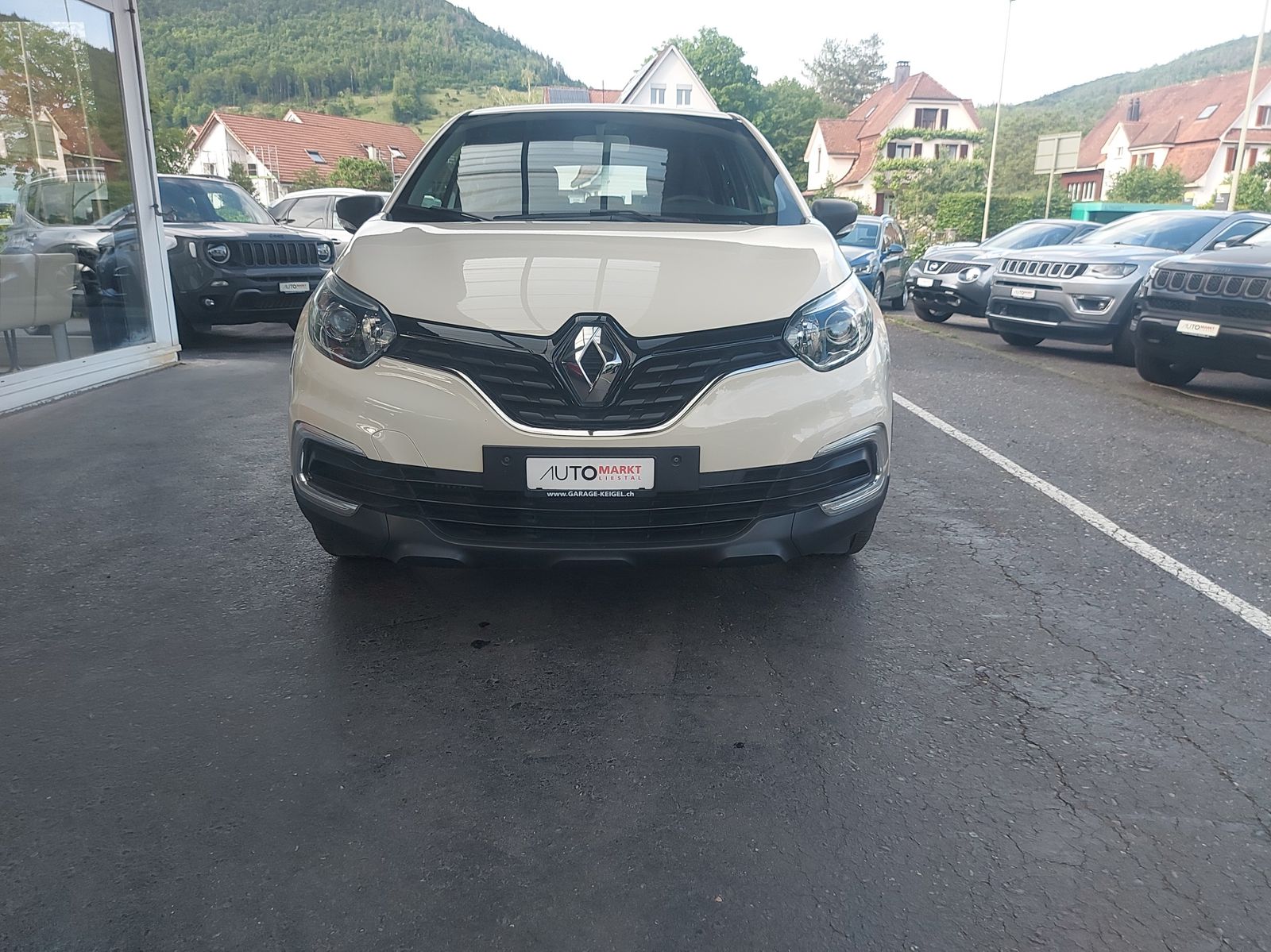 RENAULT Captur 0.9 12V Zen