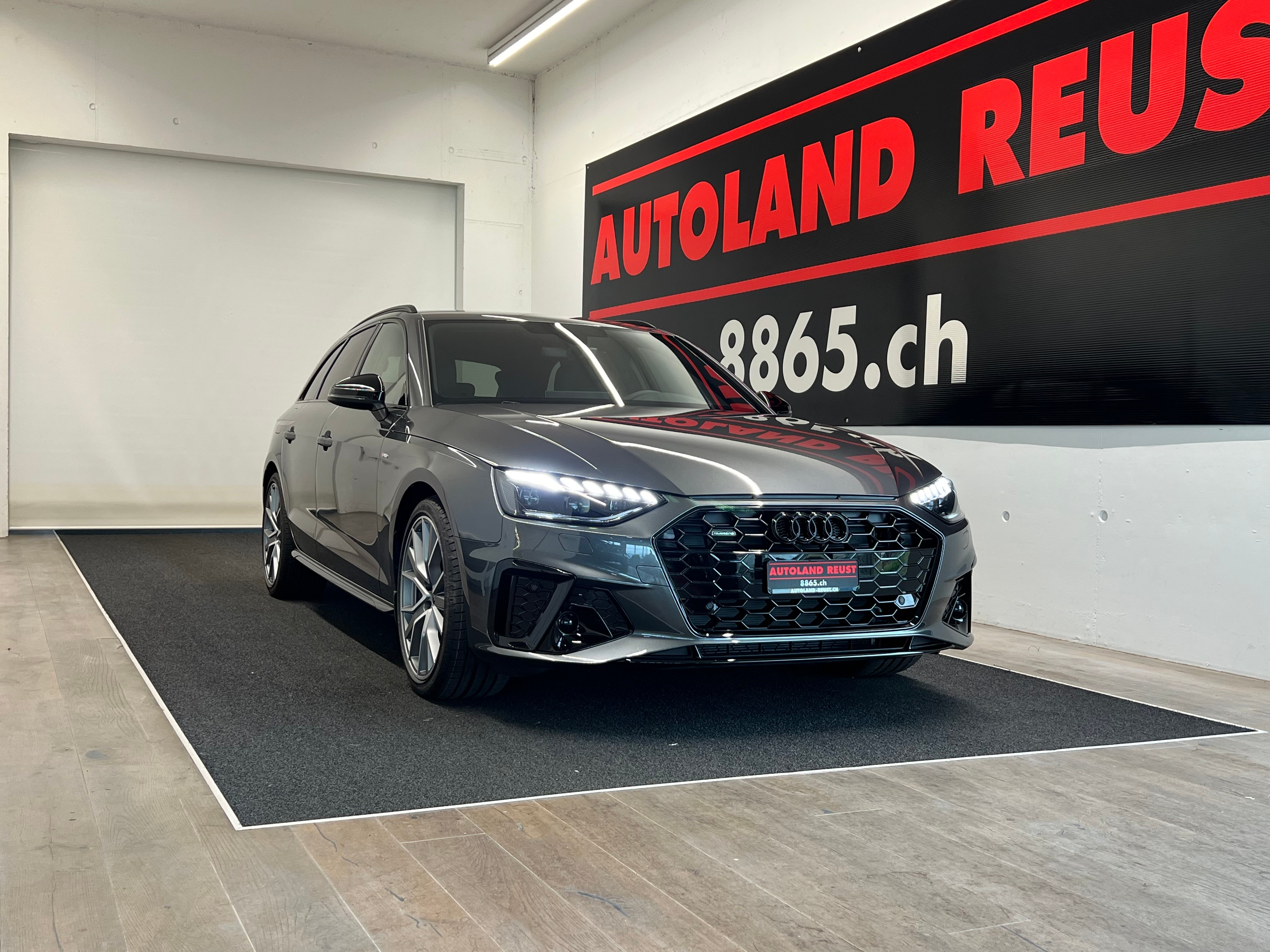 AUDI A4 Avant 40 TDI S line quattro S-tronic