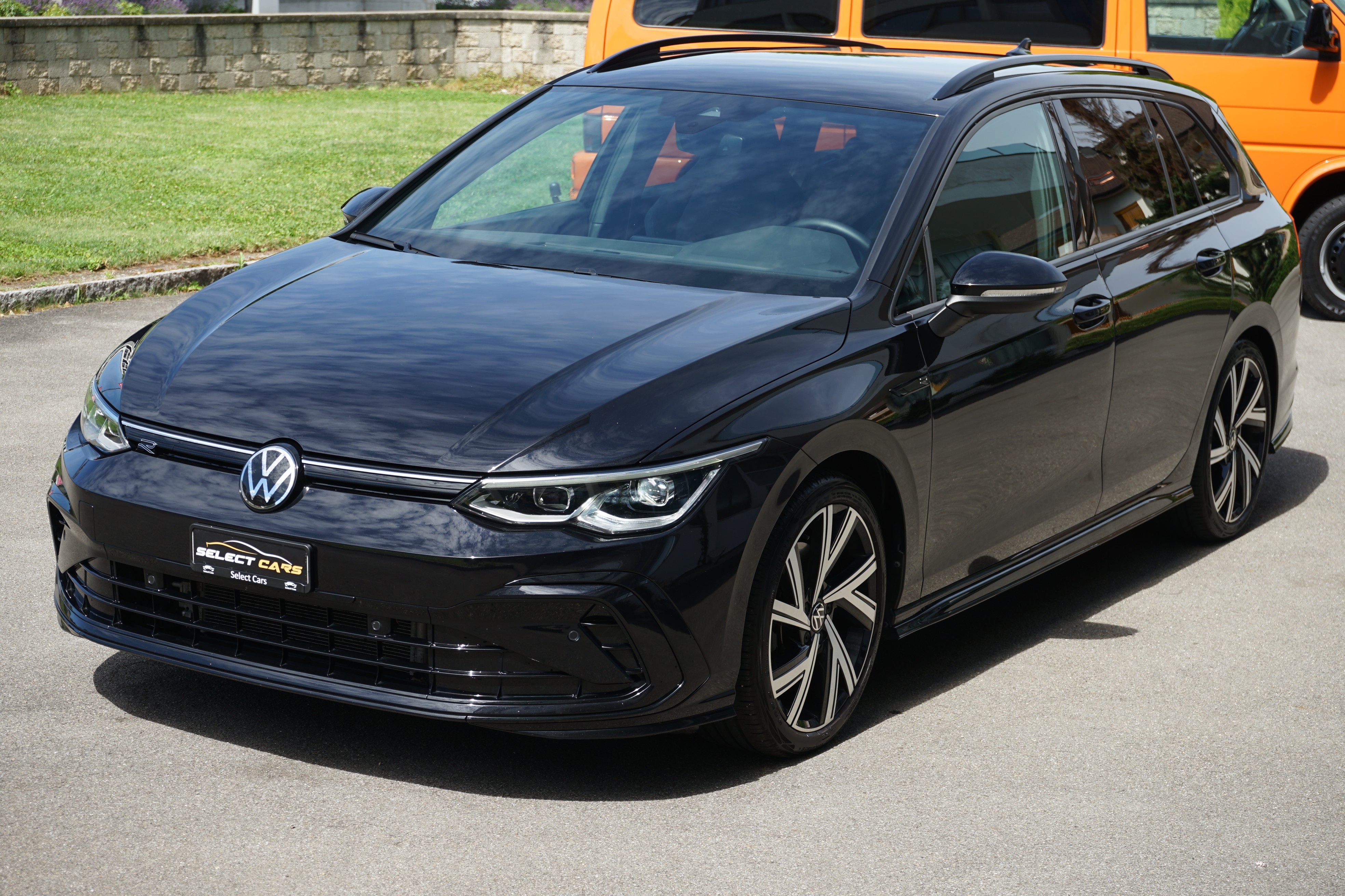 VW Golf Variant 2.0 TSI R-Line DSG 4Motion