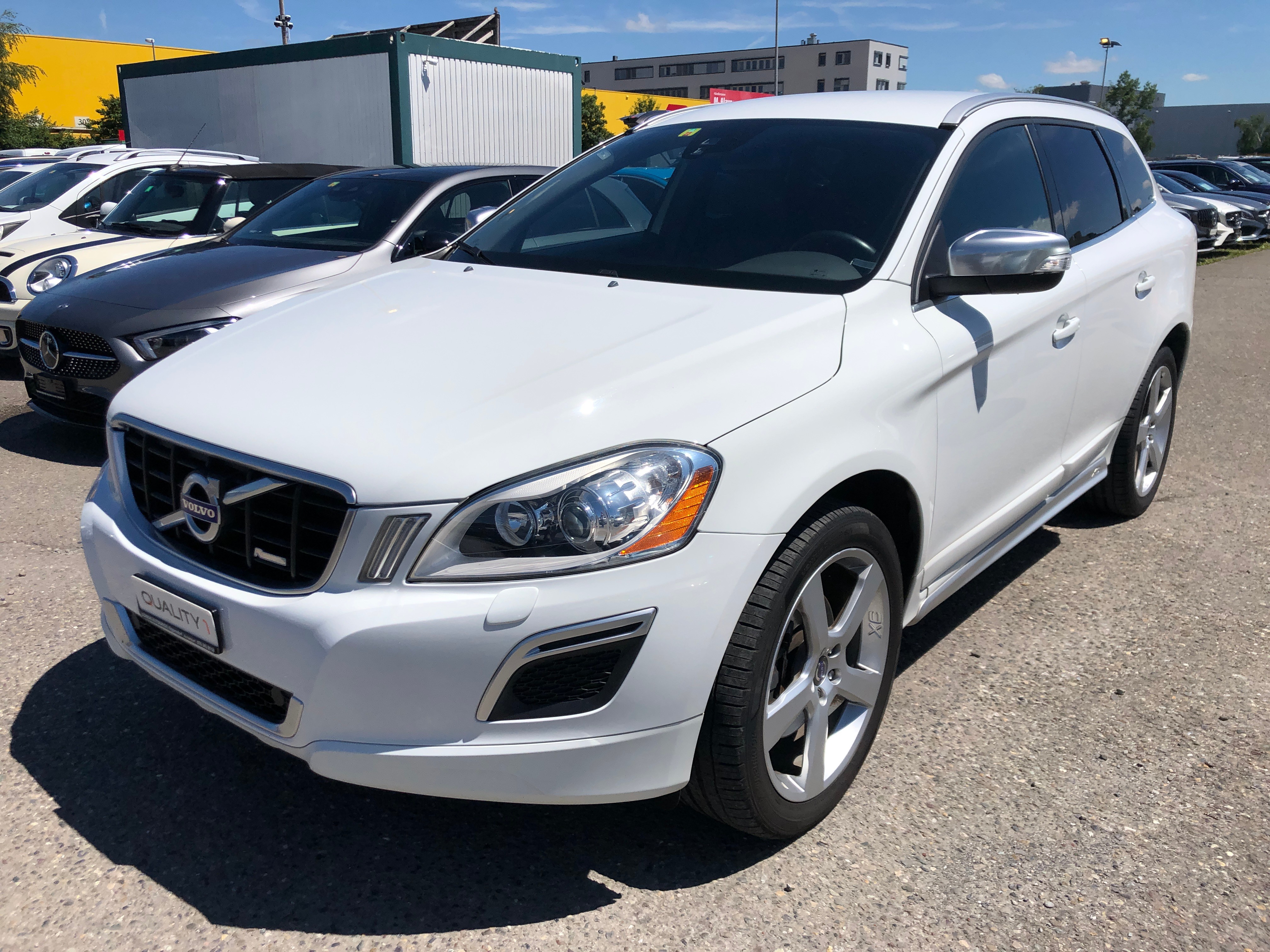 VOLVO XC60 D4 AWD R-Design Geartronic