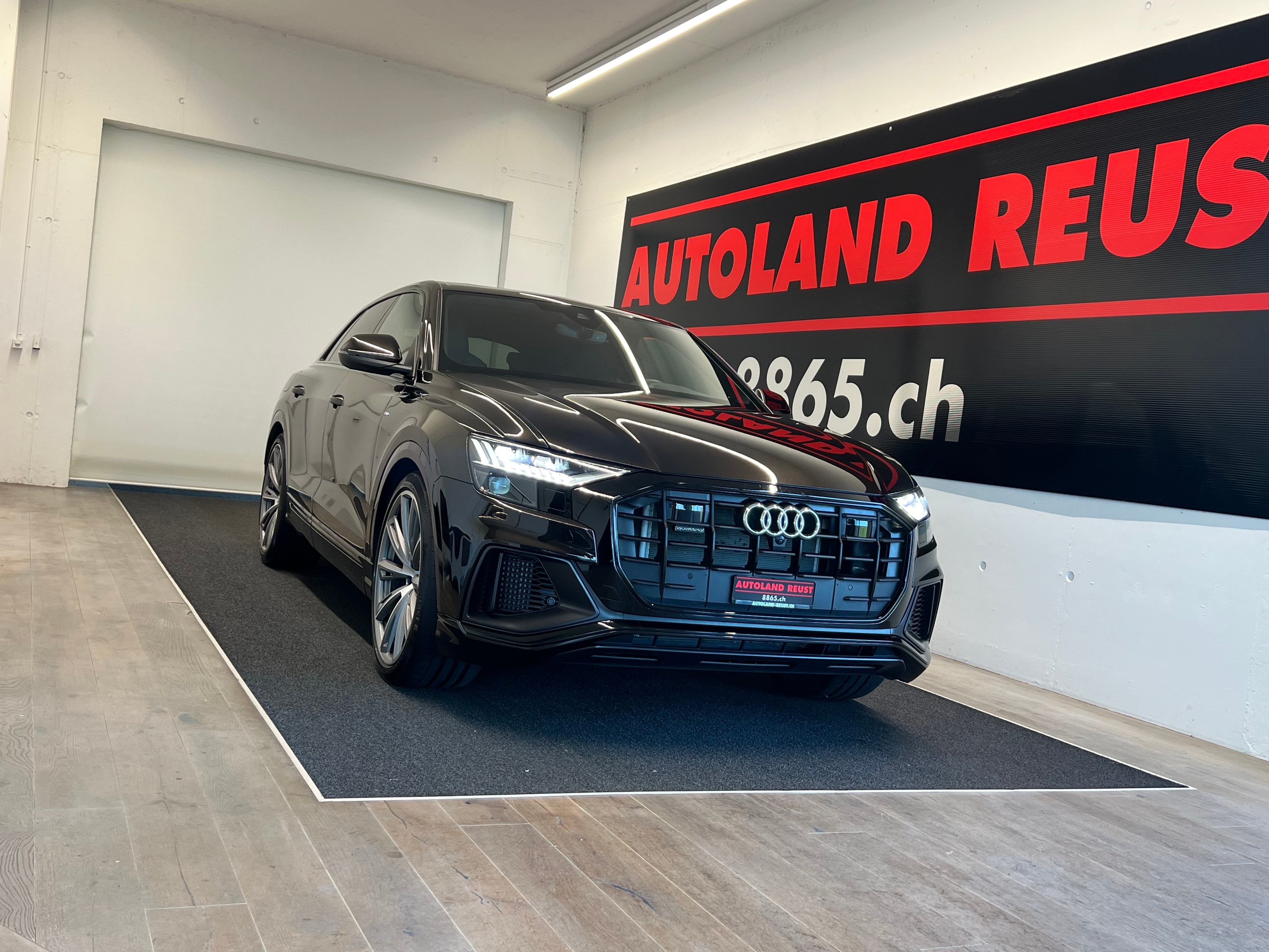 AUDI Q8 55 TFSI quattro tiptronic