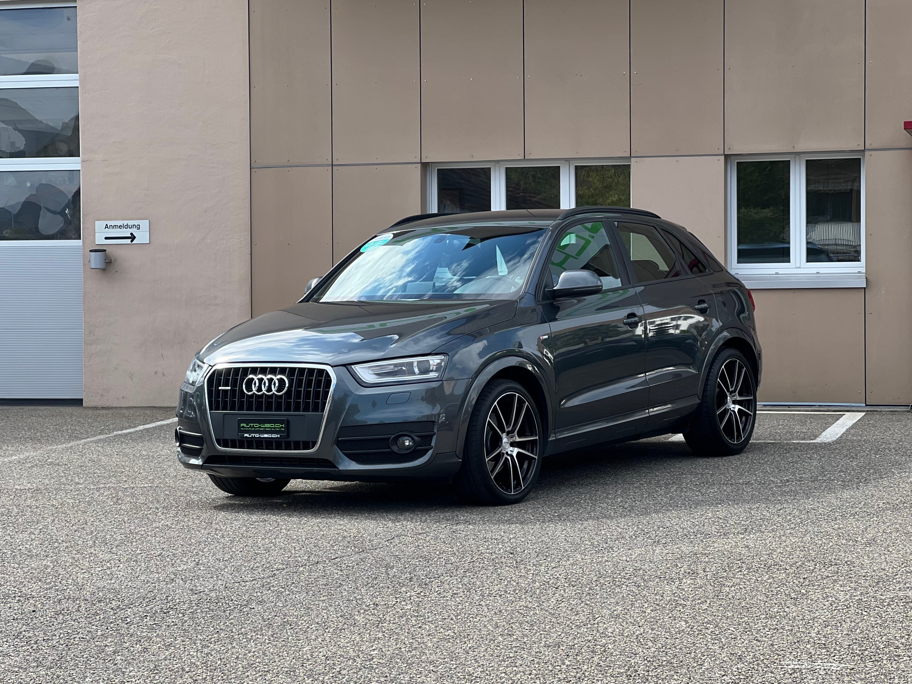 AUDI Q3 2.0 TFSI quattro S-tronic