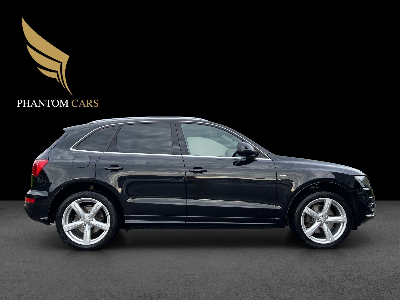 AUDI Q5 3.0 TDI quattro S-tronic