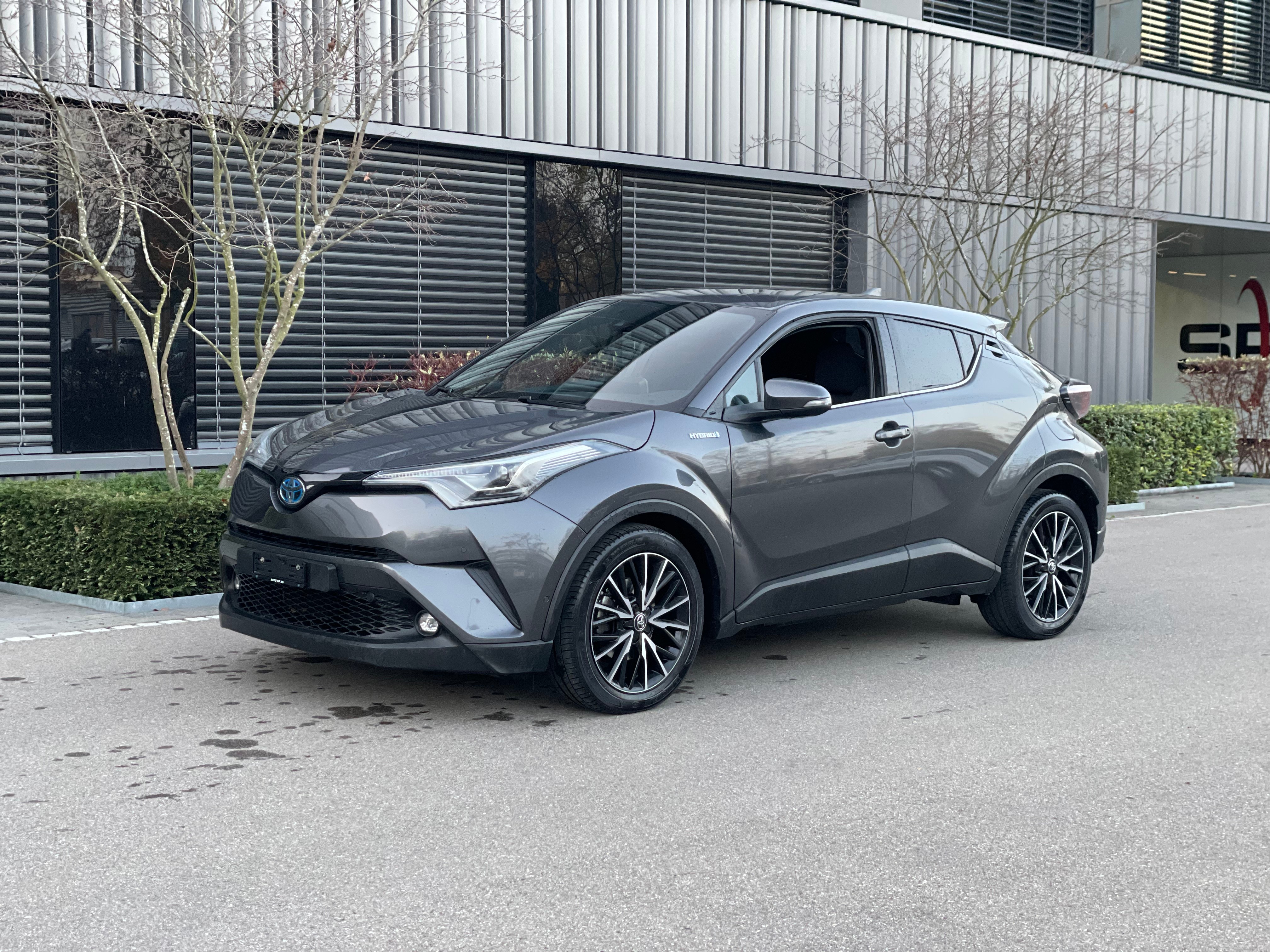 TOYOTA C-HR 1.8 HSD Premium CVT