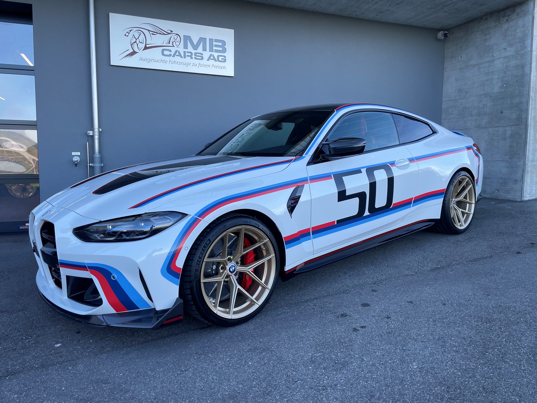 BMW M4 CSL Coupé