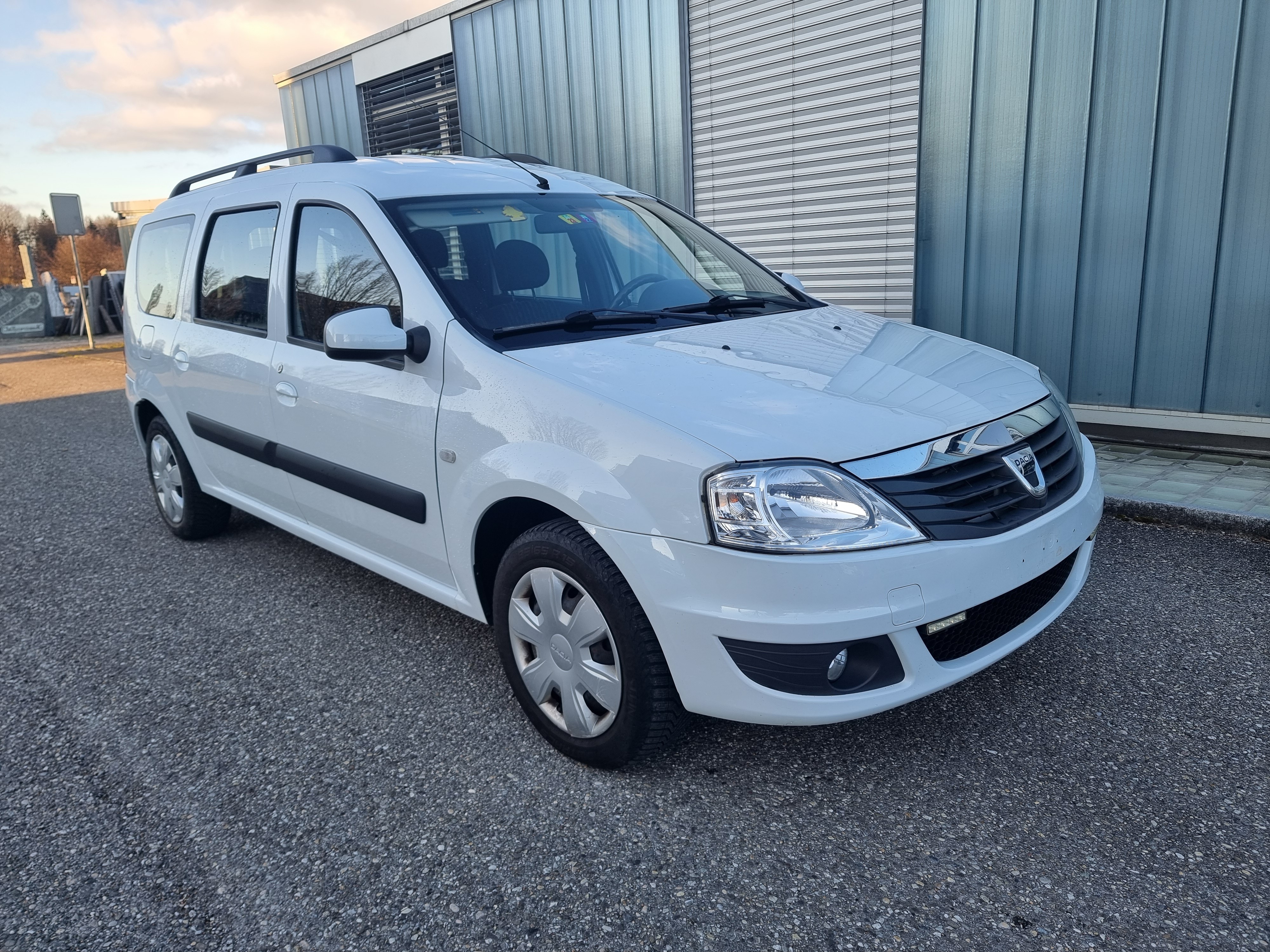 DACIA Logan 1.5 dCi Blackline