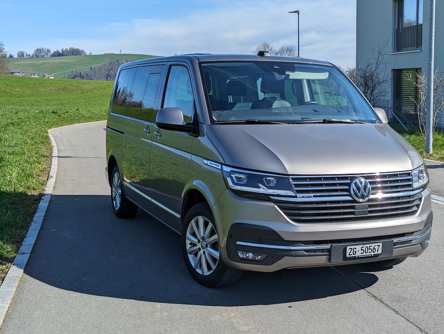 VW T6.1 Multivan 2.0 TDI Highline 4Motion DSG