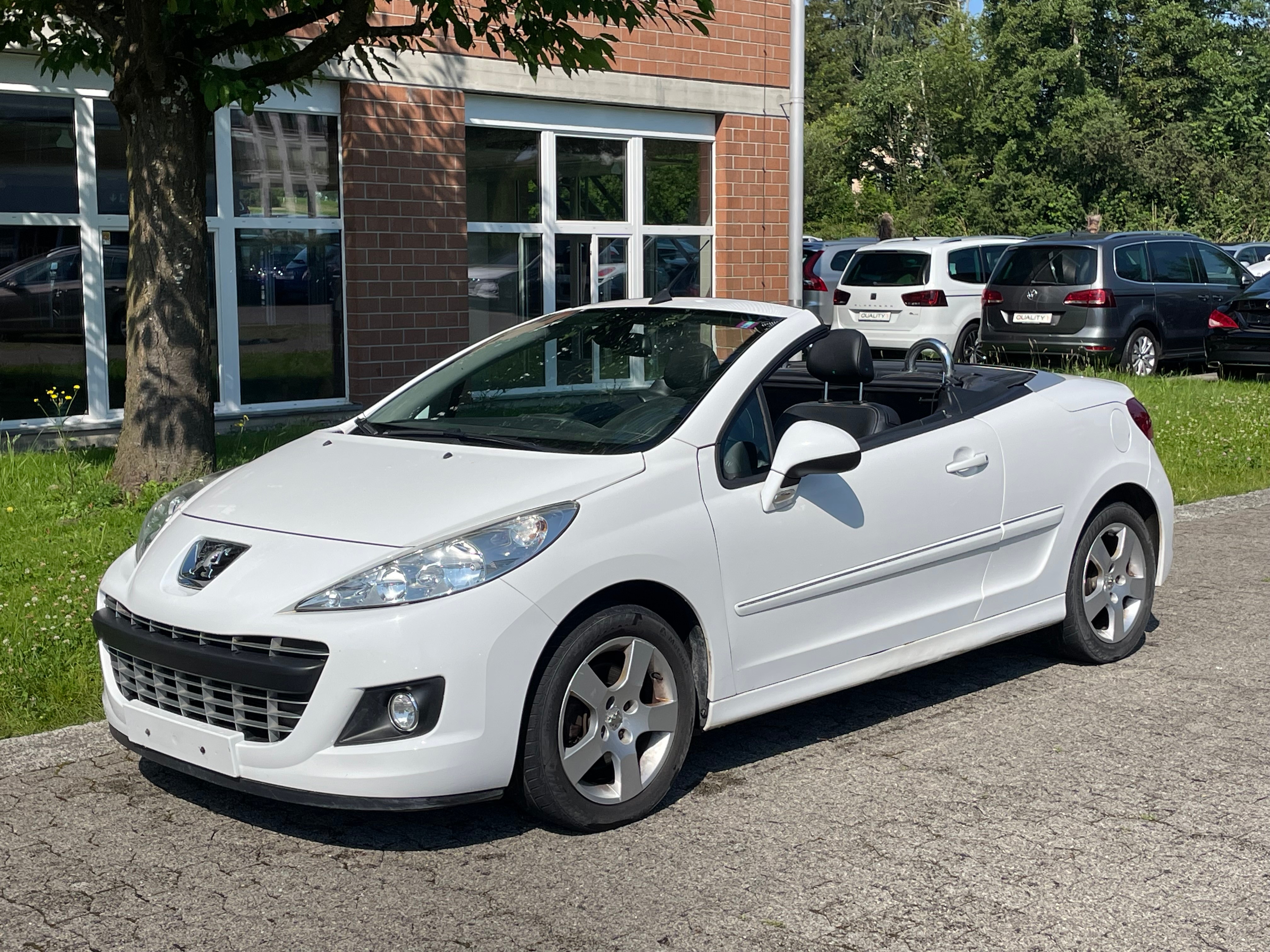 PEUGEOT 207 CC 1.6 16V Turbo Sport