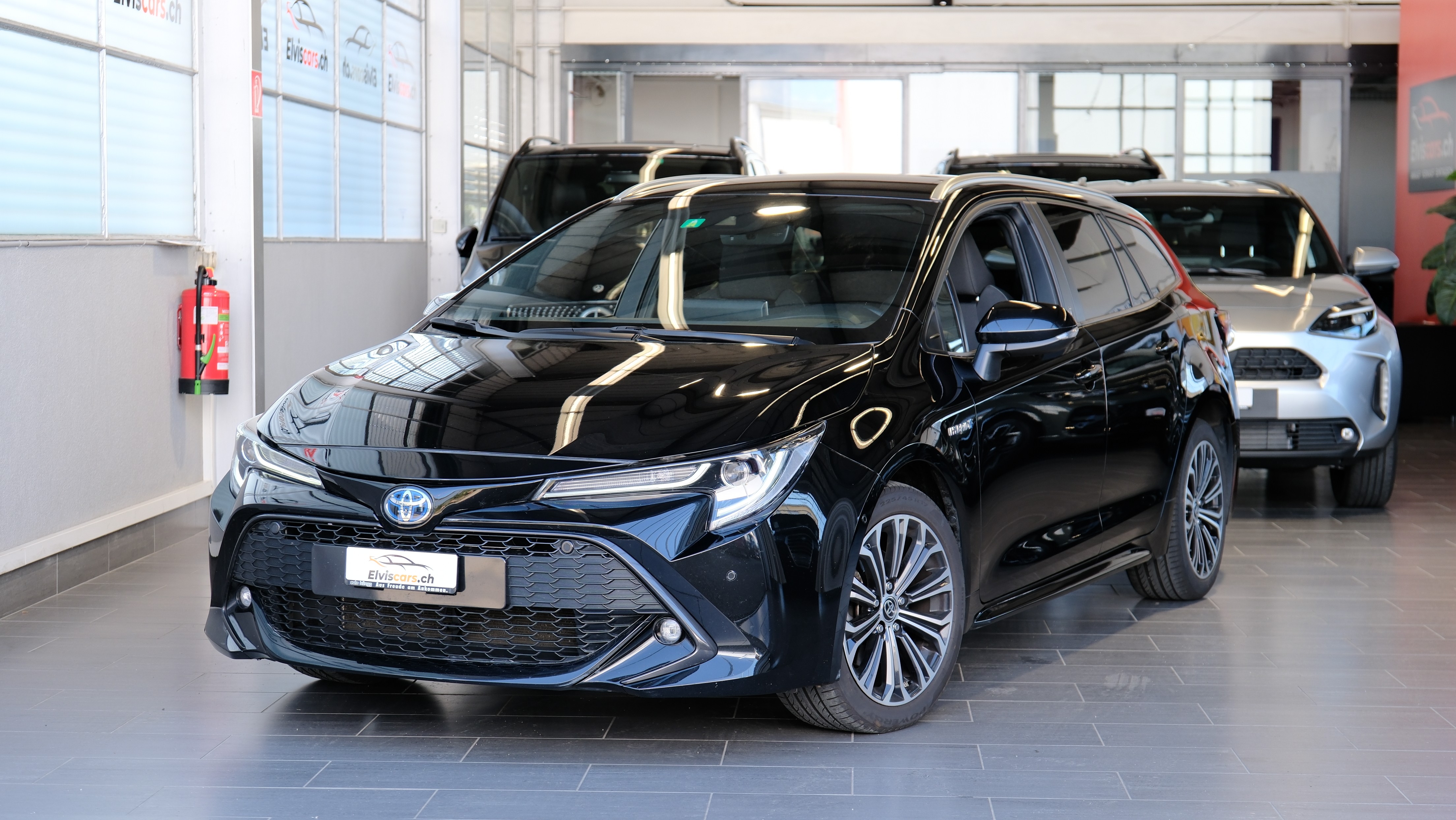 TOYOTA Corolla Touring Sports 2.0 HSD Trend e-CVT