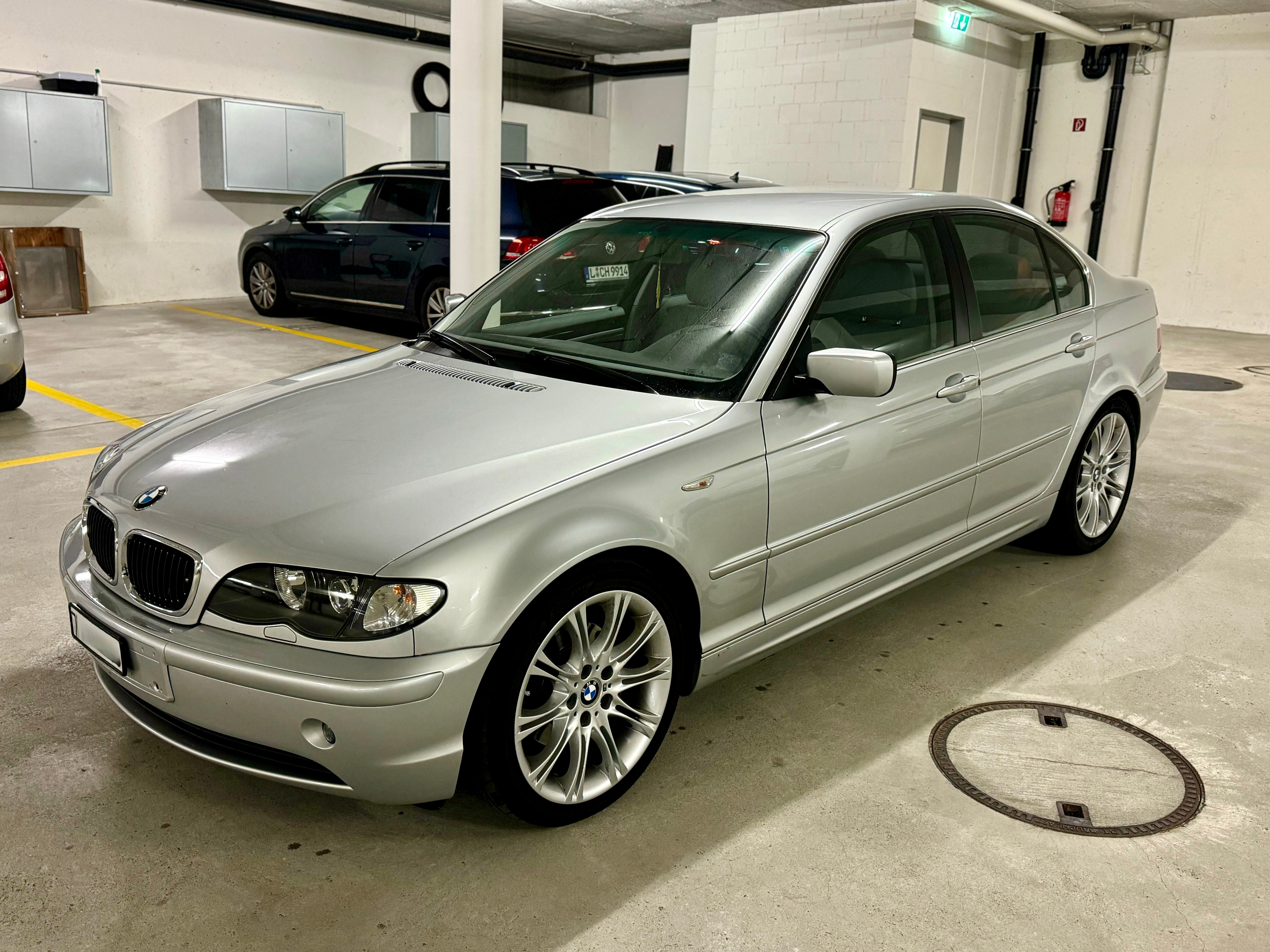 BMW 325i