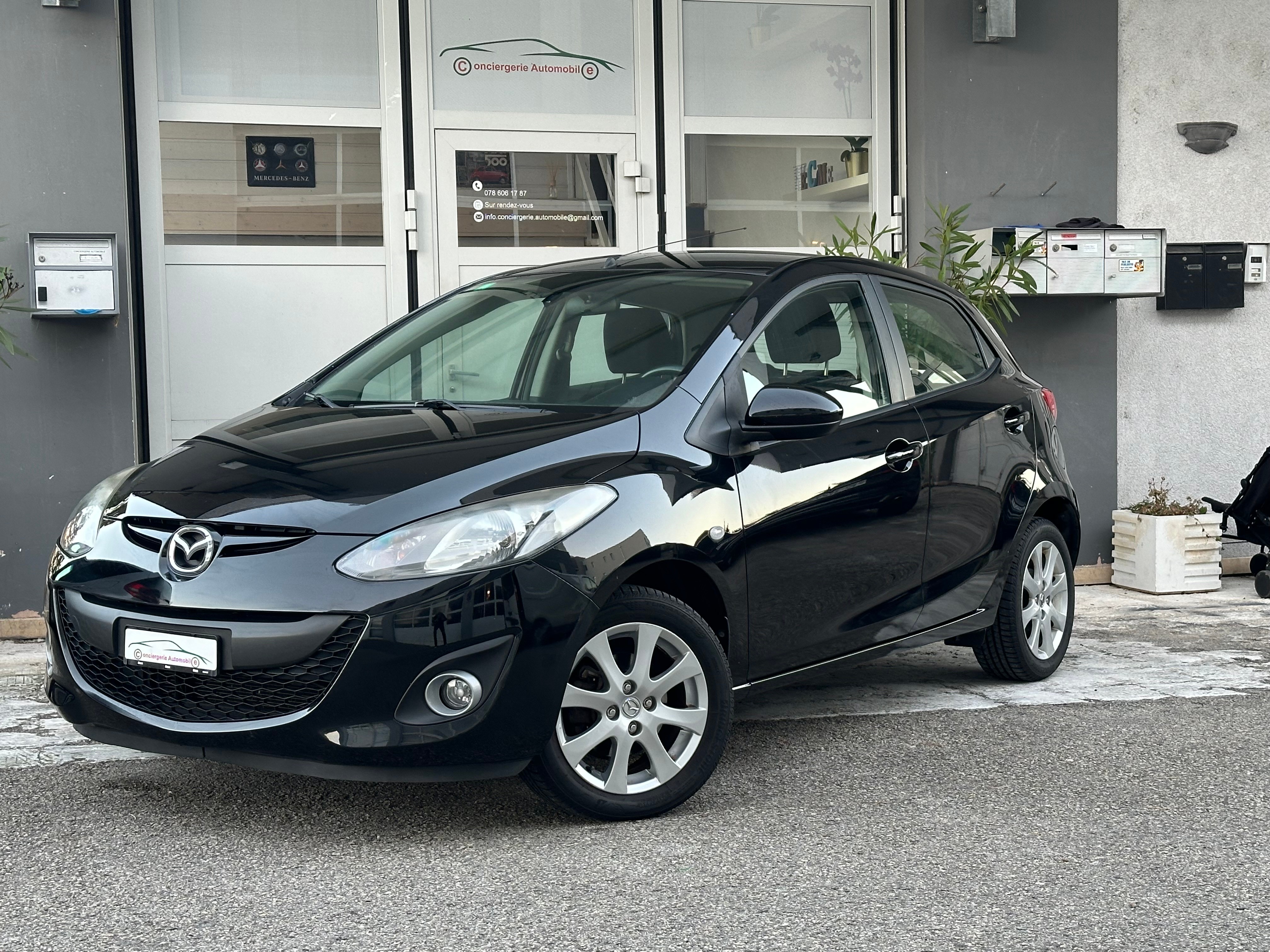 MAZDA 2 1.3i 16V Exclusive