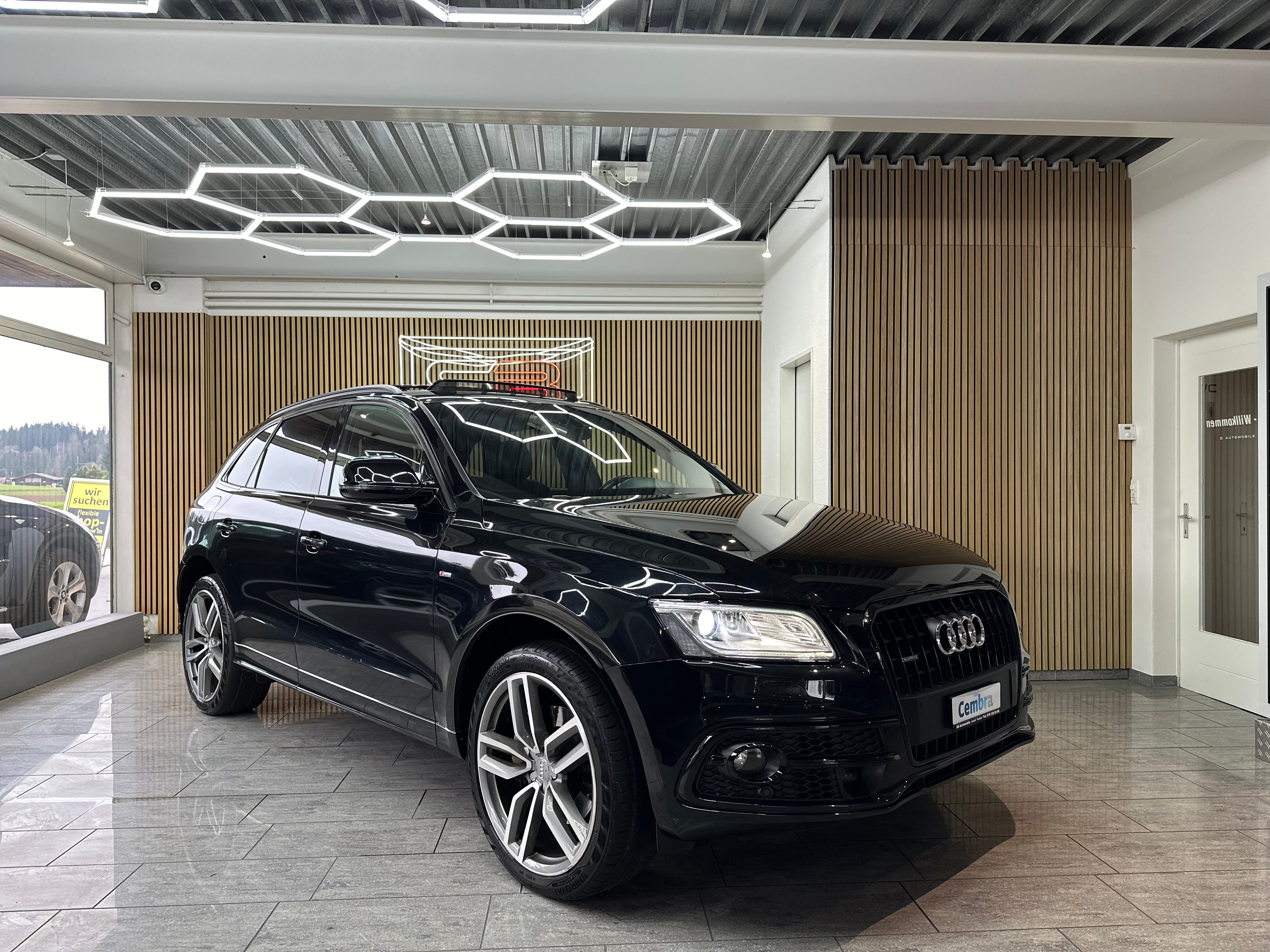 AUDI Q5 3.0 TDI s-line quattro S-tronic