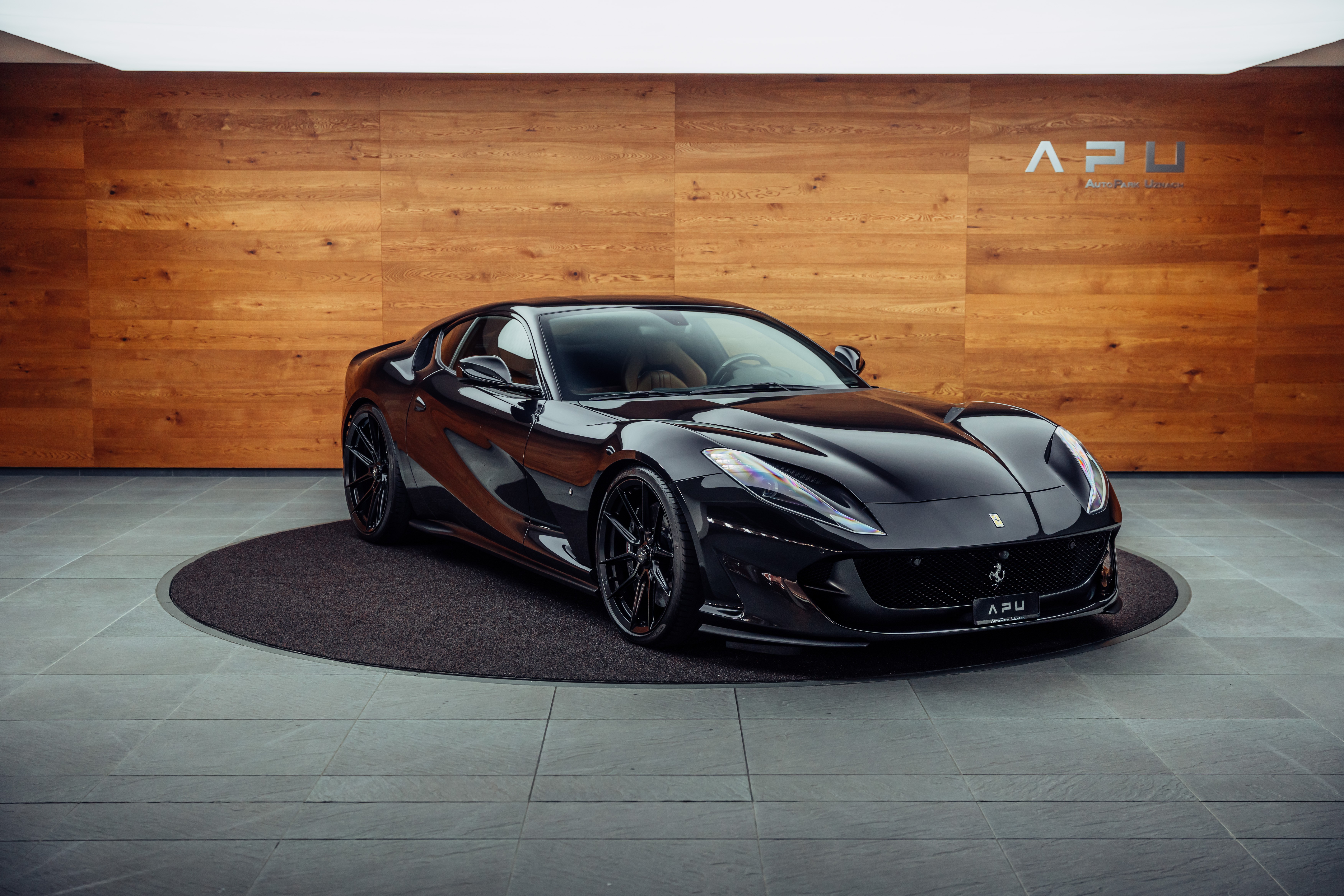 FERRARI 812 Superfast