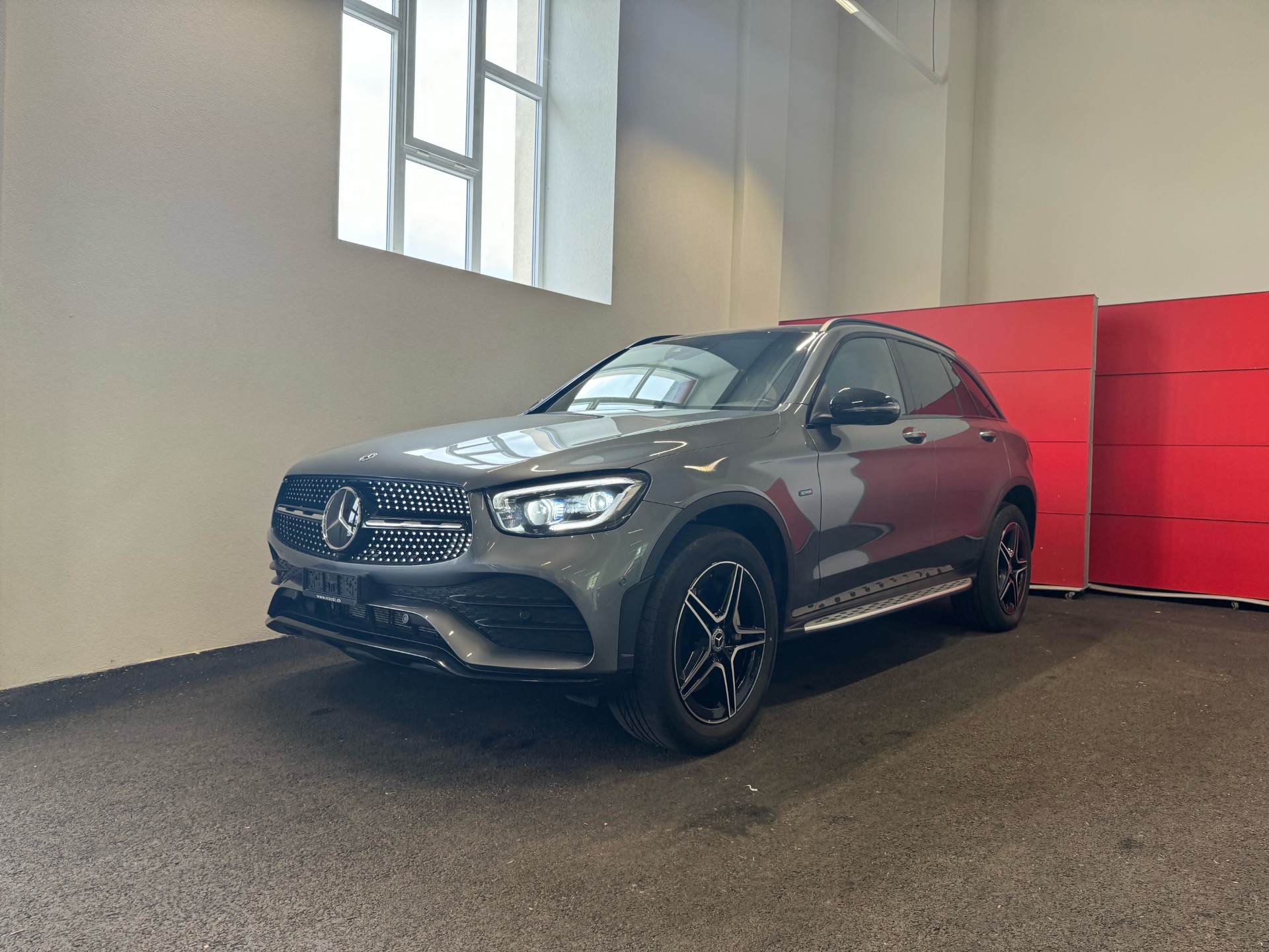 MERCEDES-BENZ GLC 300 de AMG Line 4M A