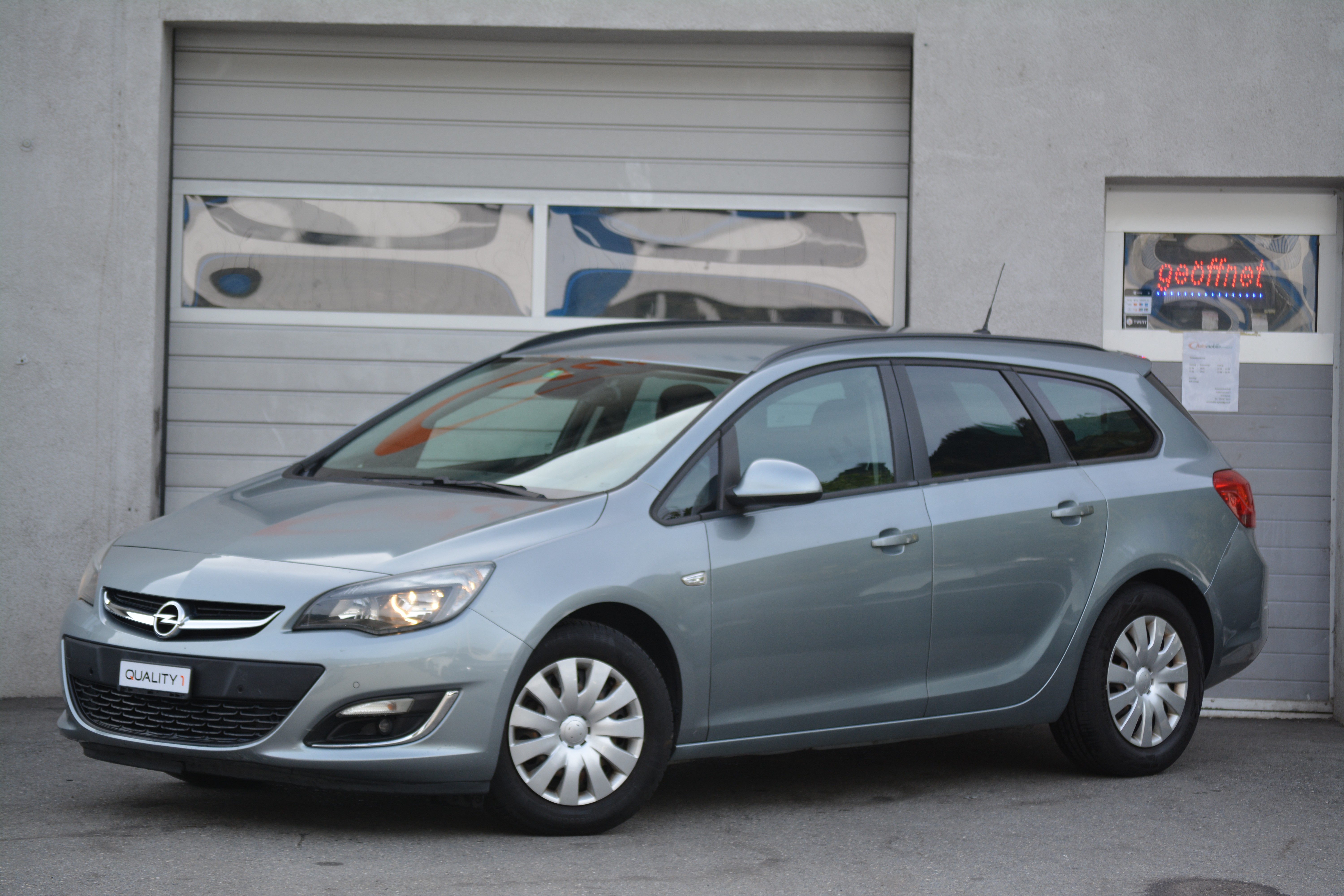 OPEL Astra SportsTourer 1.4i 16V Turbo Active Edition