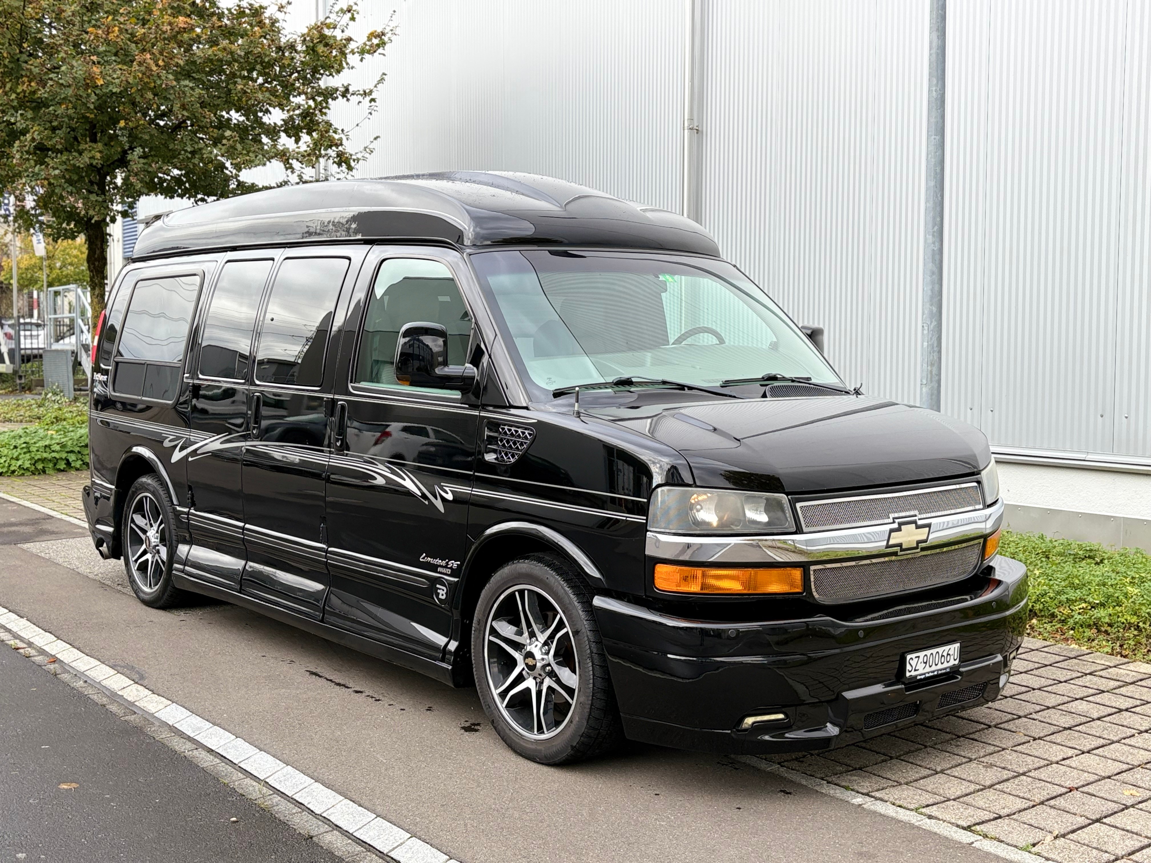 CHEVROLET Express Explorer 5.3 V8 AWD