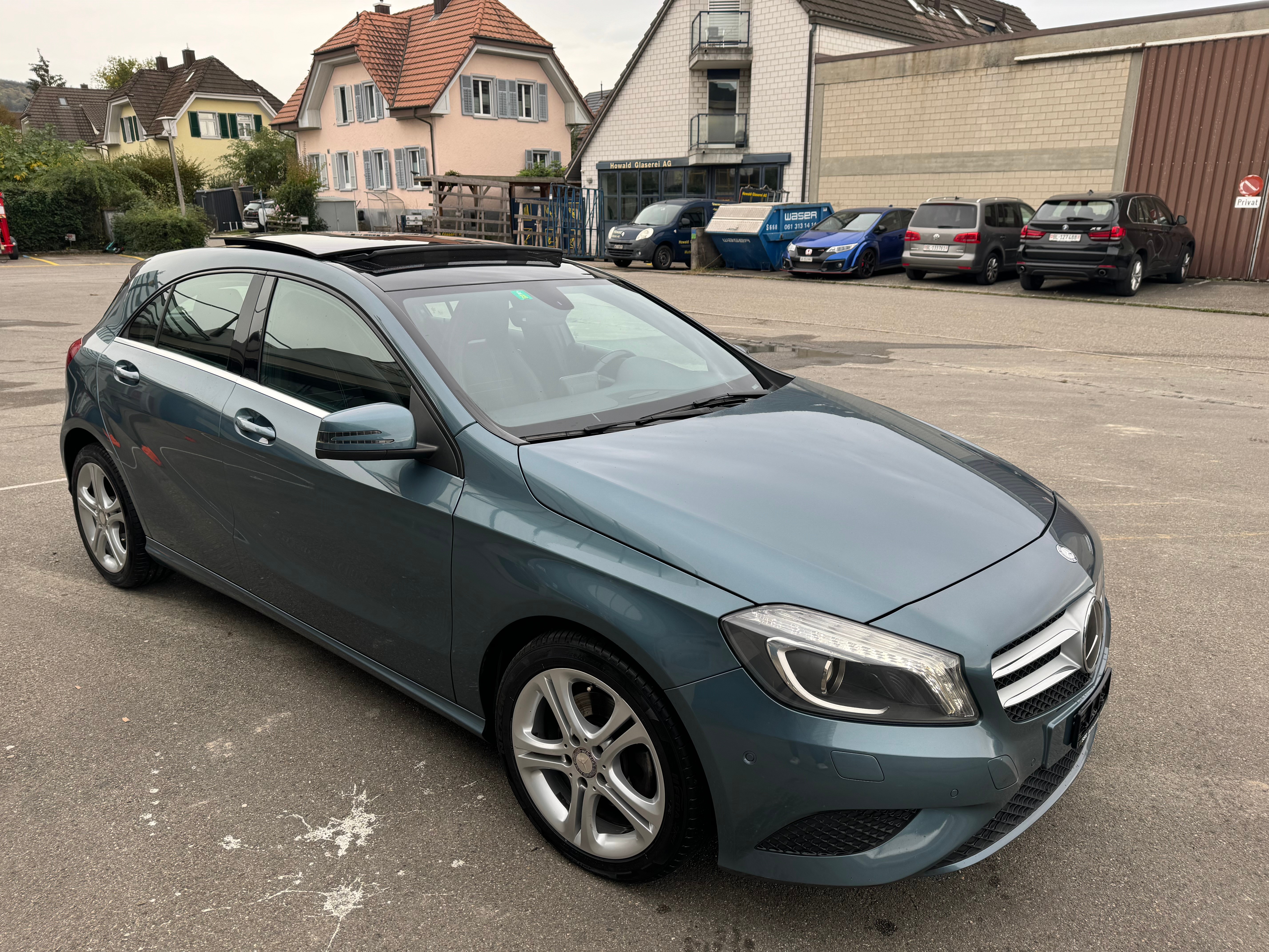 MERCEDES-BENZ A 200 Urban