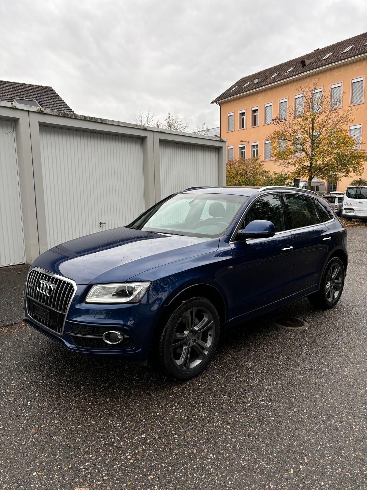 AUDI Q5 2.0 TDI quattro S-tronic