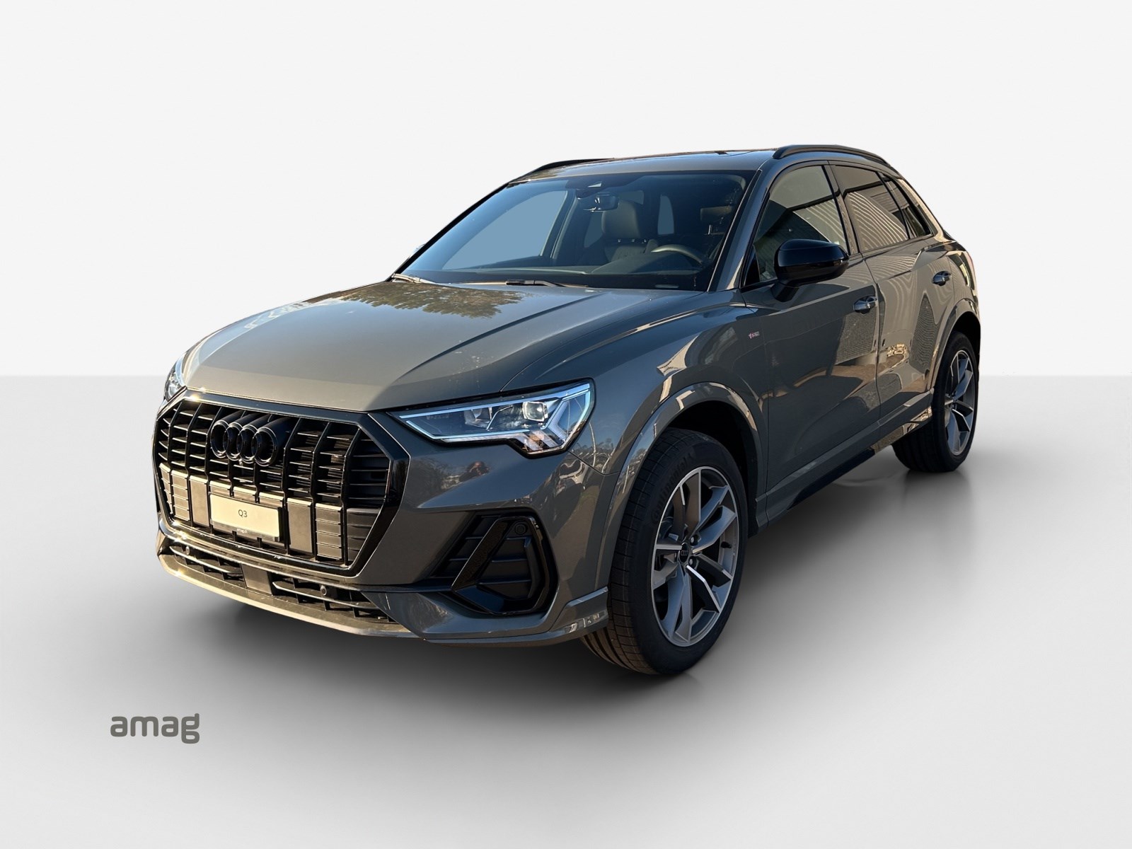 AUDI Q3 35 TFSI S line Attraction S-tronic