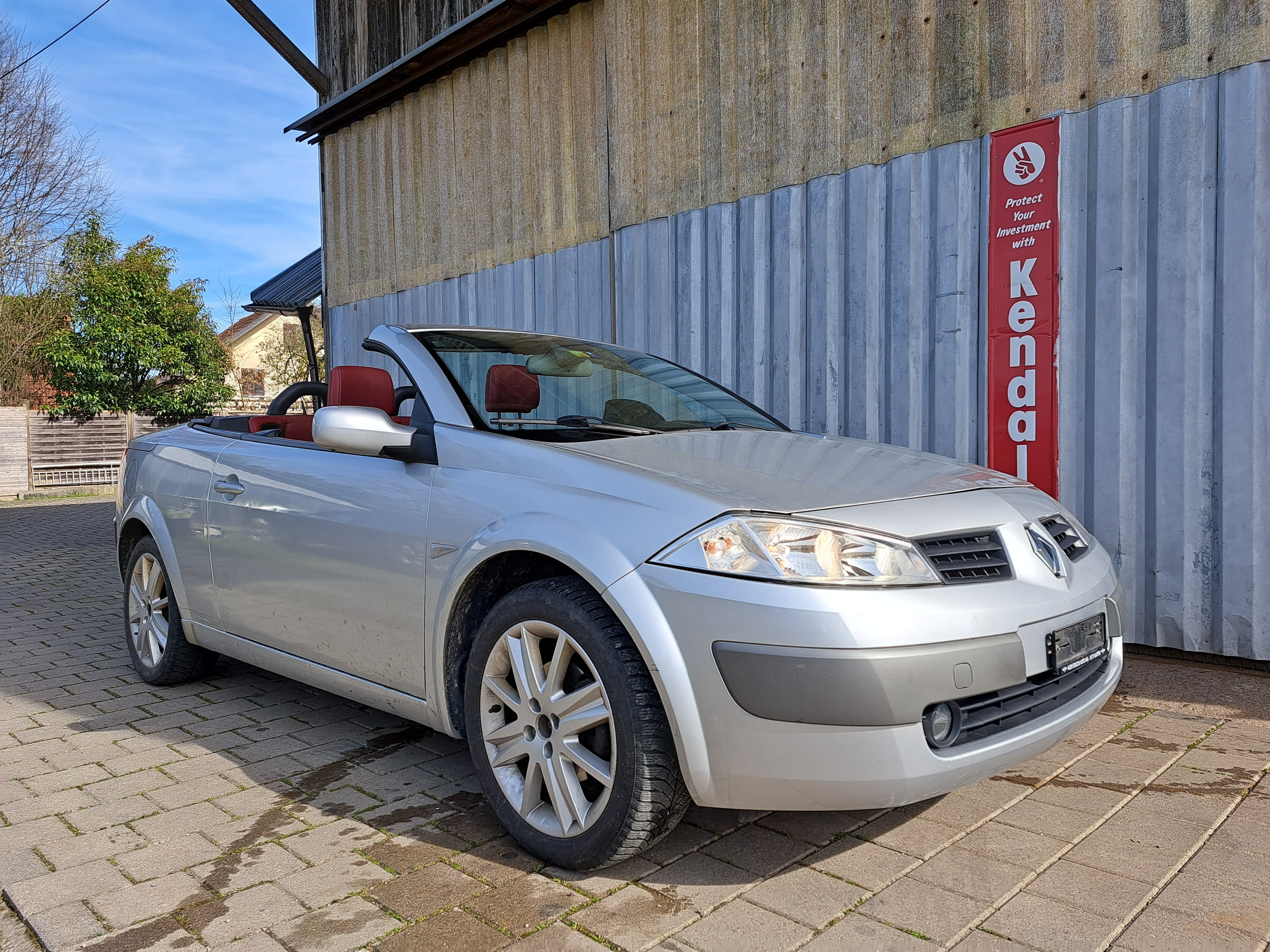 RENAULT Mégane C-C 2.0 16V Privilège Luxe